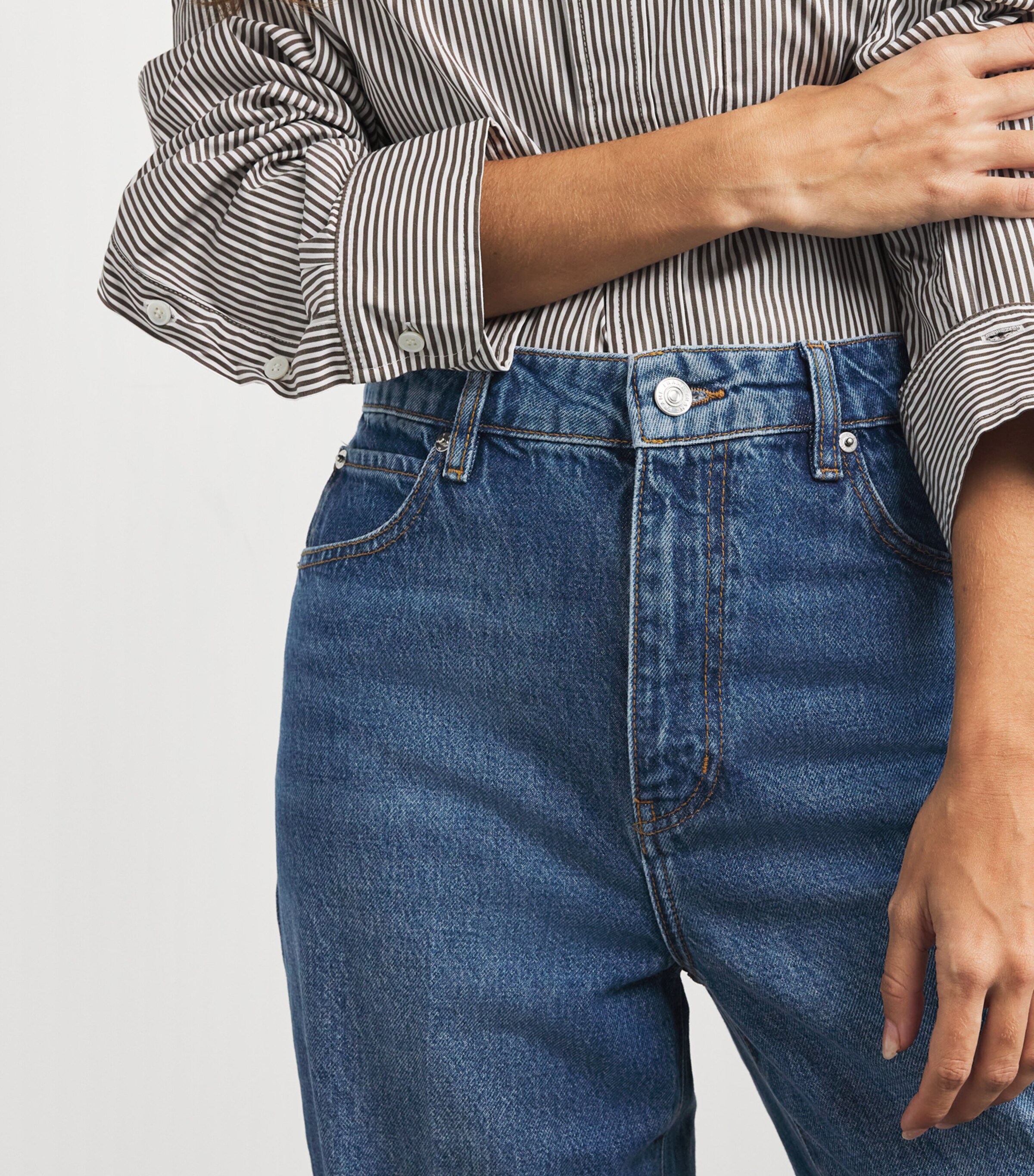 The Streamline Straight Jeans SWAN Image 6