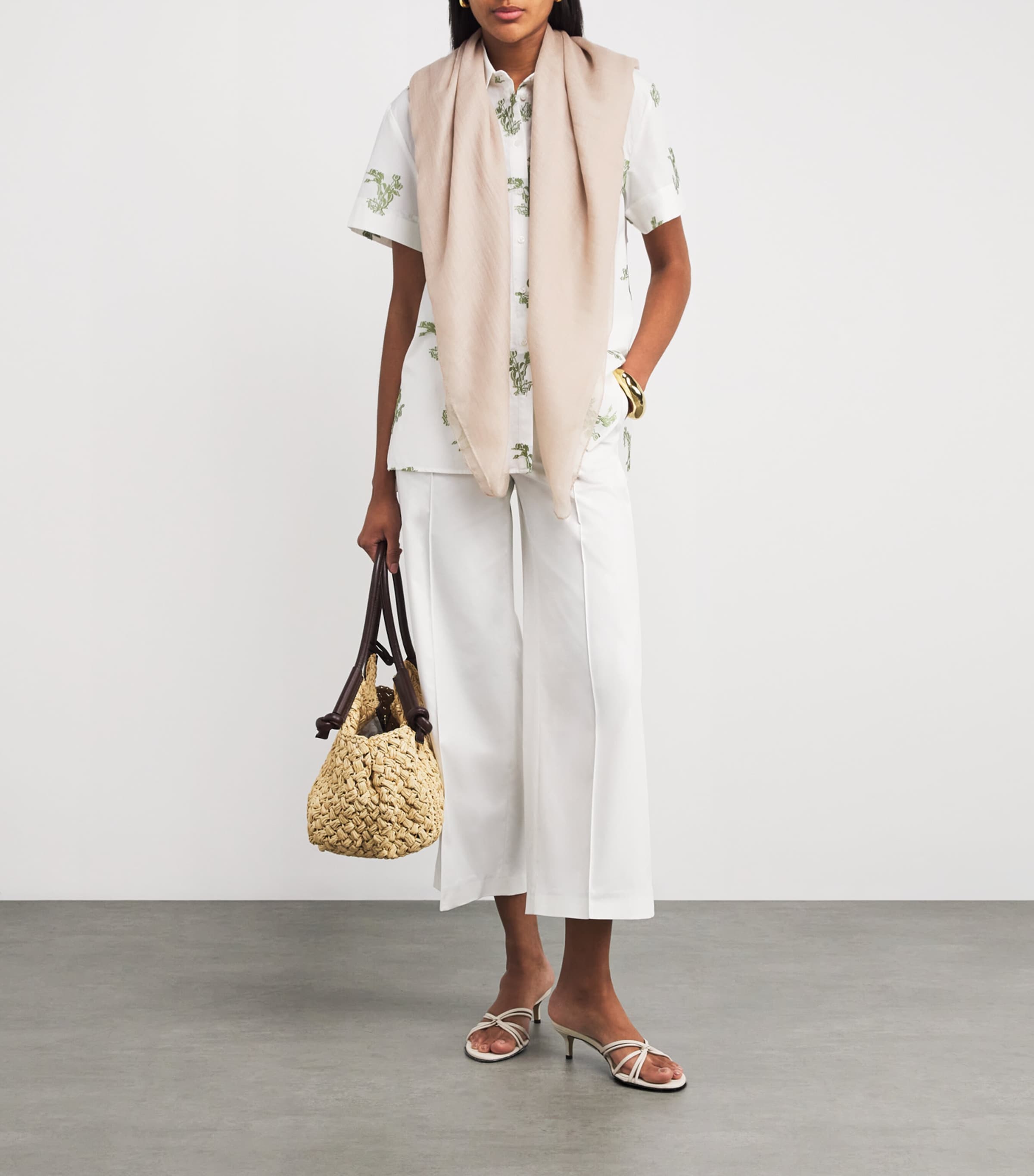 Eleventy Cashmere Scarf Sabbia Image 2