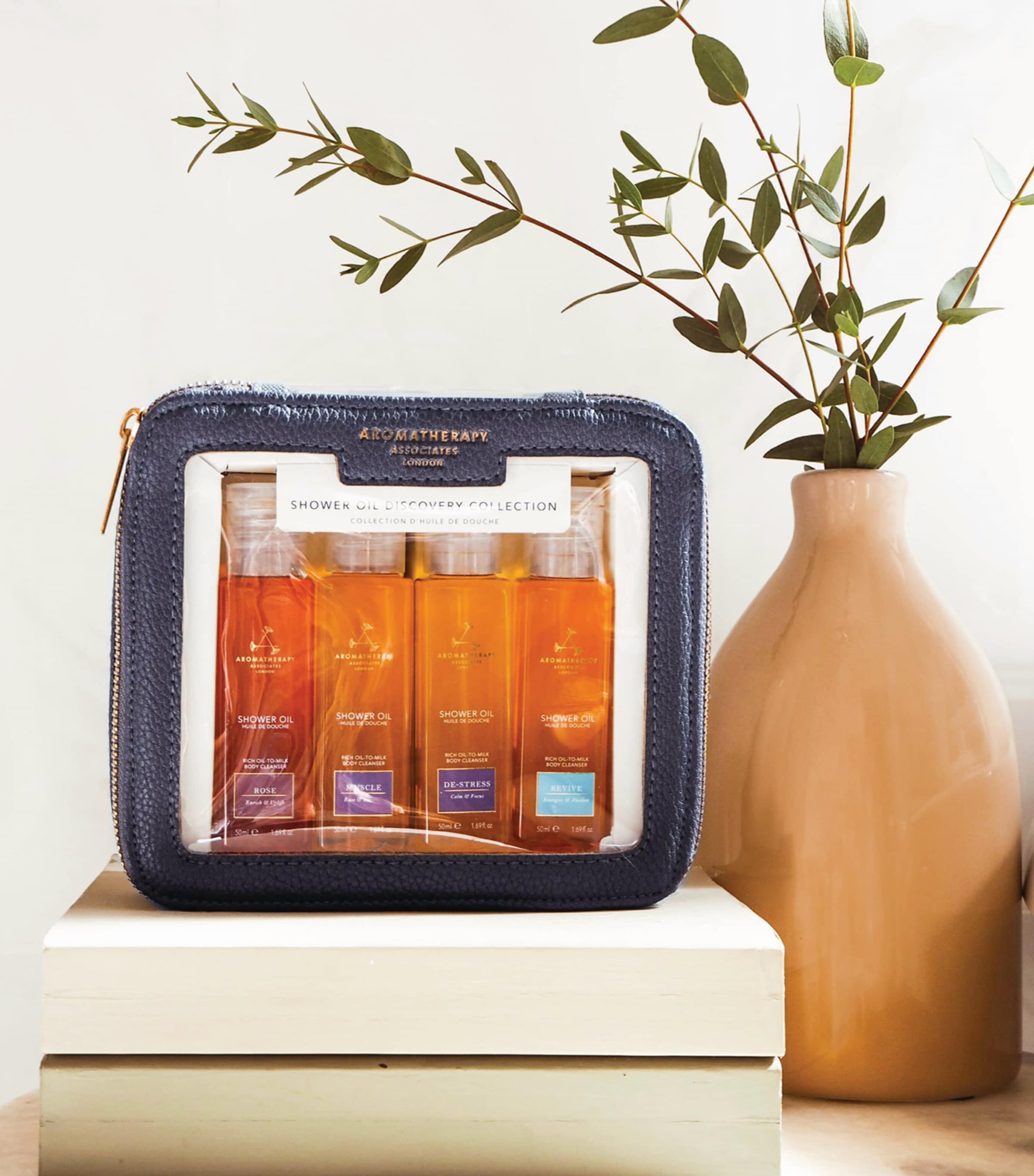 Aromatherapy Associates Shower Oil Discovery Collection Image 6