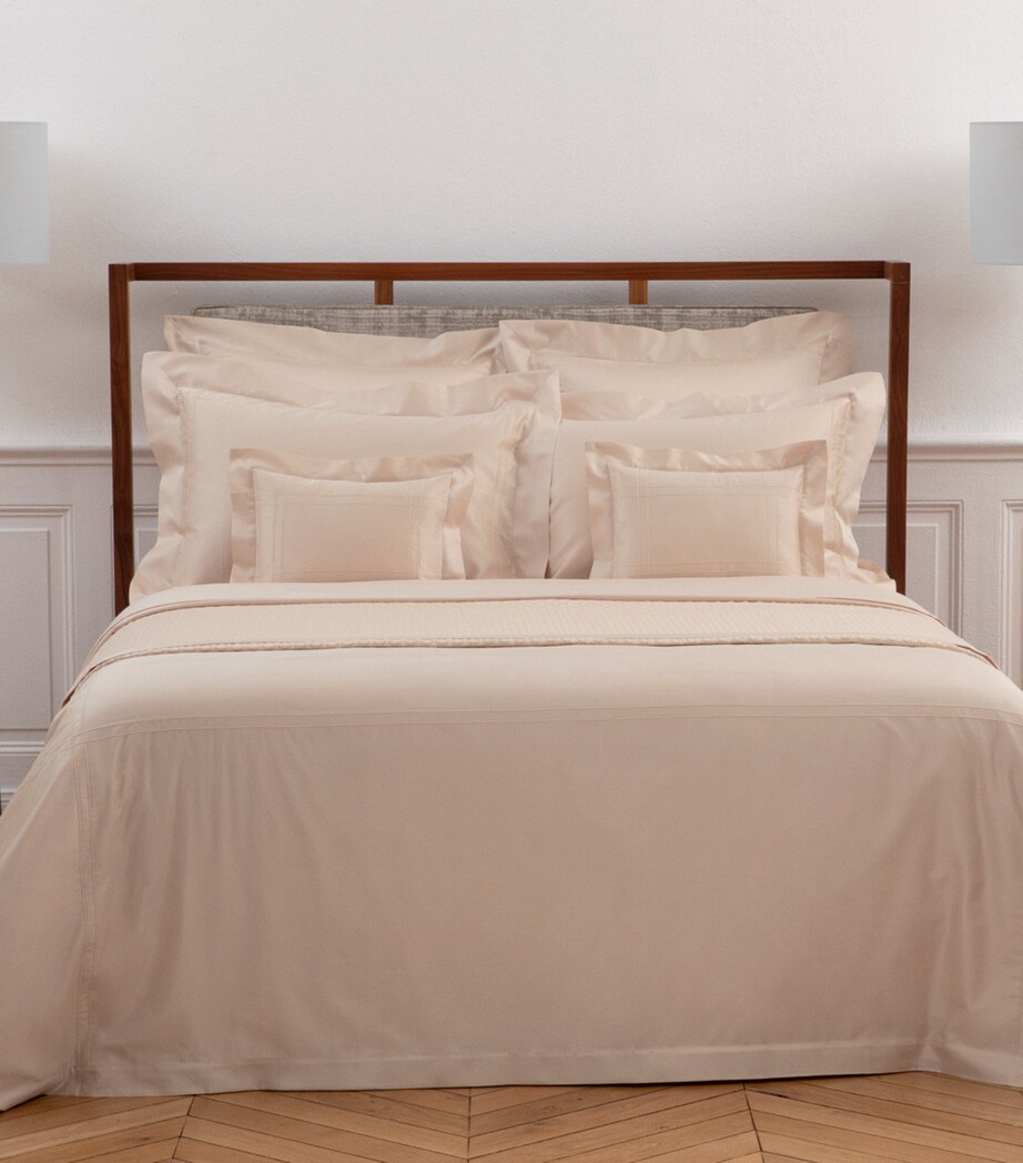 Yves Delorme Couture Adagio Emperor Duvet Cover (280cm x 240cm) Lin Image 1