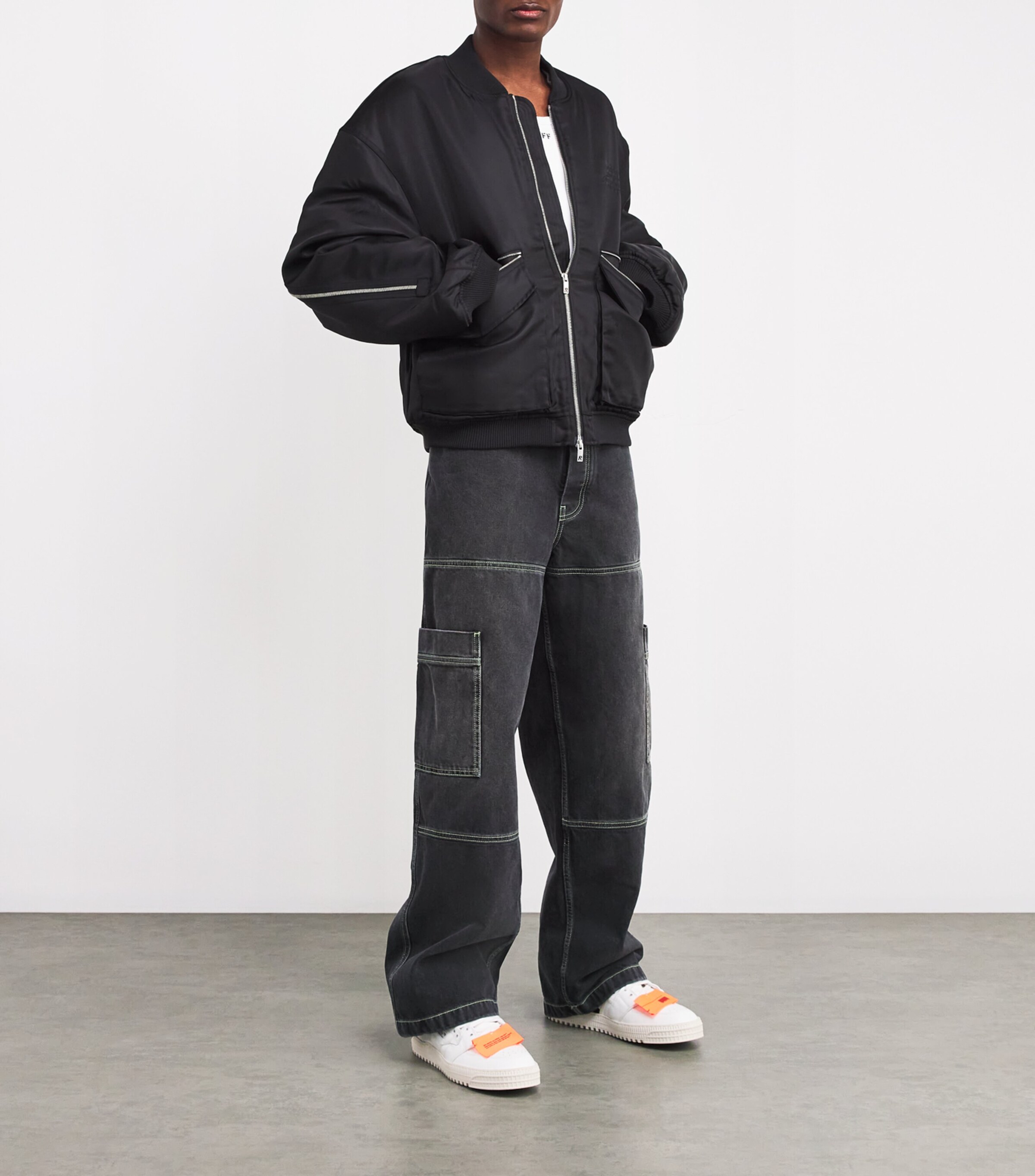 【関税&送料込】Off-White Oversized Cargo Jeans In Burnt Den Off-White Irregular Cargo Jeans | Harrods US