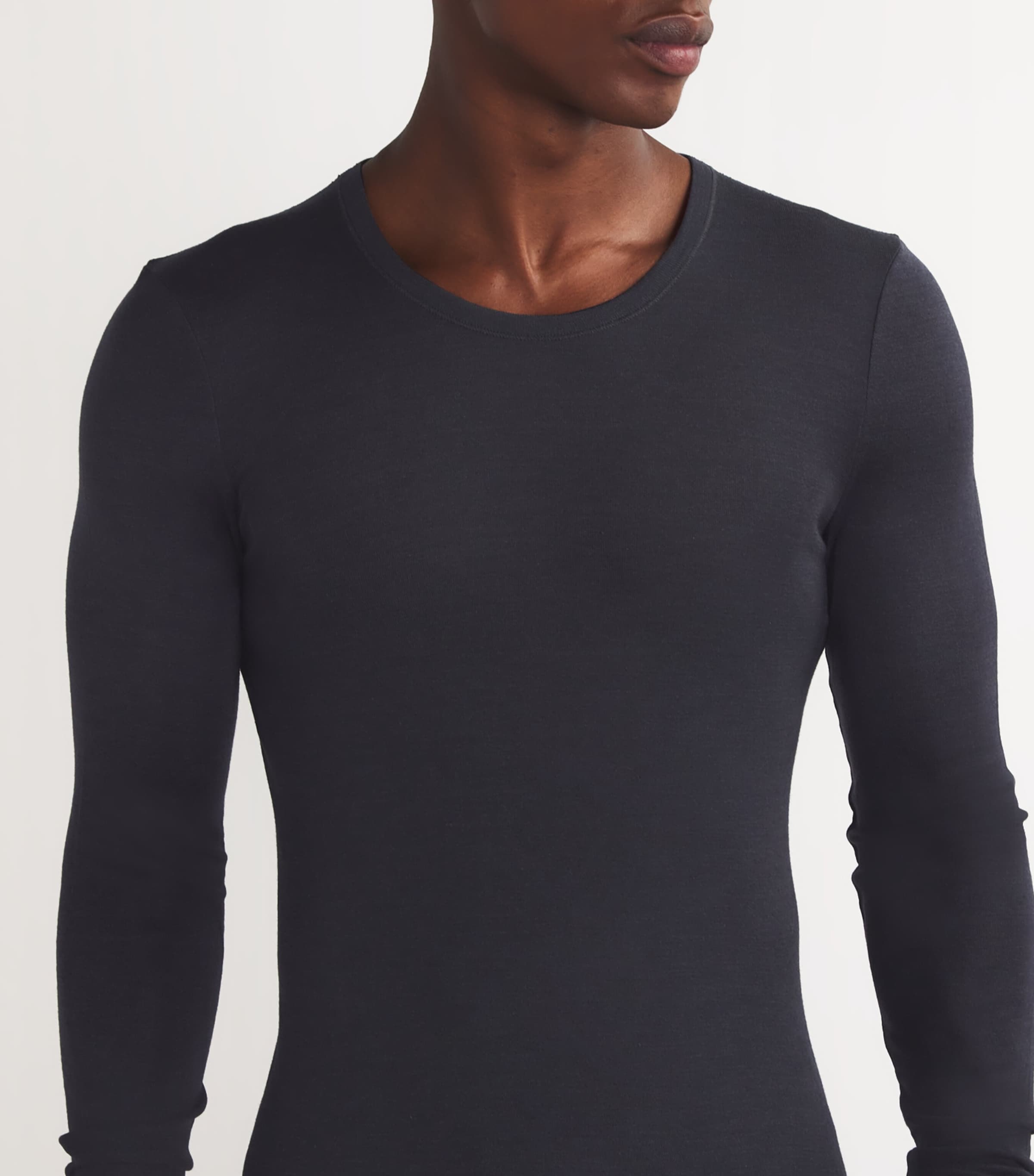 Hanro Woollen Silk Long Sleeve T-Shirt | Men Clothing | Nightwear | Loungewear | Designers | Hanro Hanro Woollen Silk Long Sleeve T-Shirt | Men Clothing | Nightwear | Loungewear | Designers | Hanro
