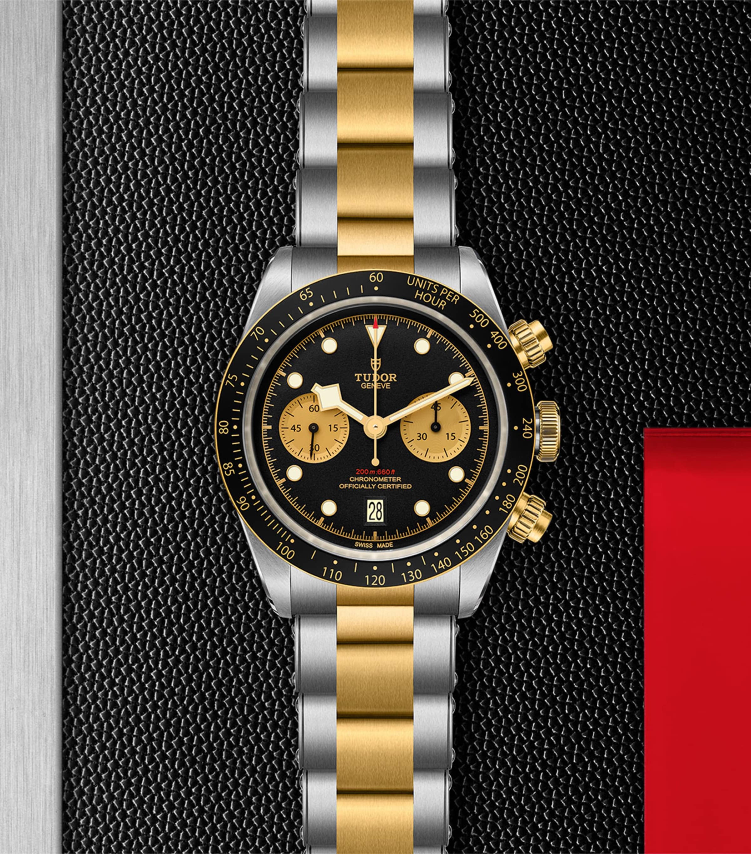Black Bay Chrono Stainless Steel and Yellow Gold Watch 41mm BLACK Image 3