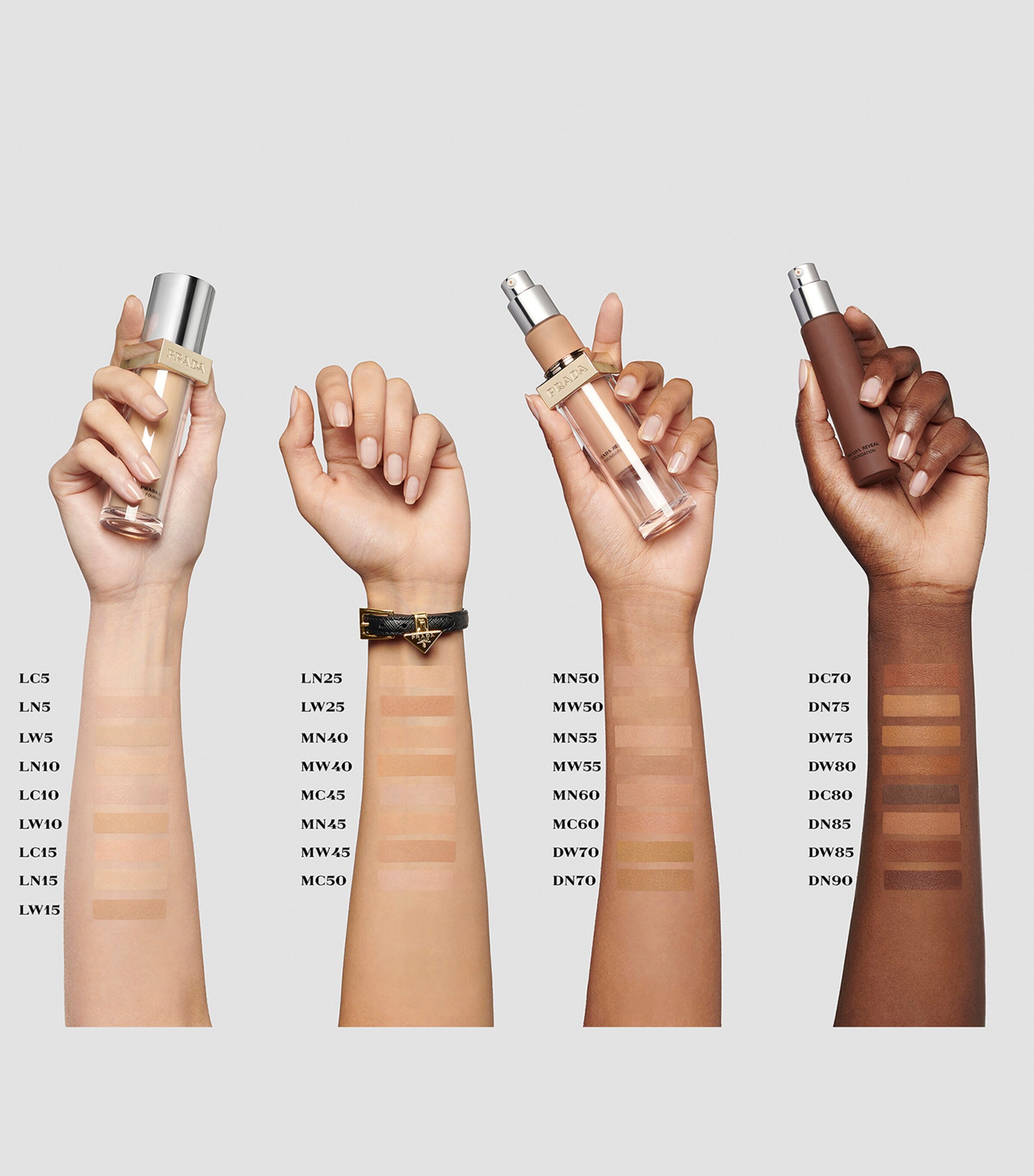 Reveal Skin Optimising Foundation MW50 Image 3