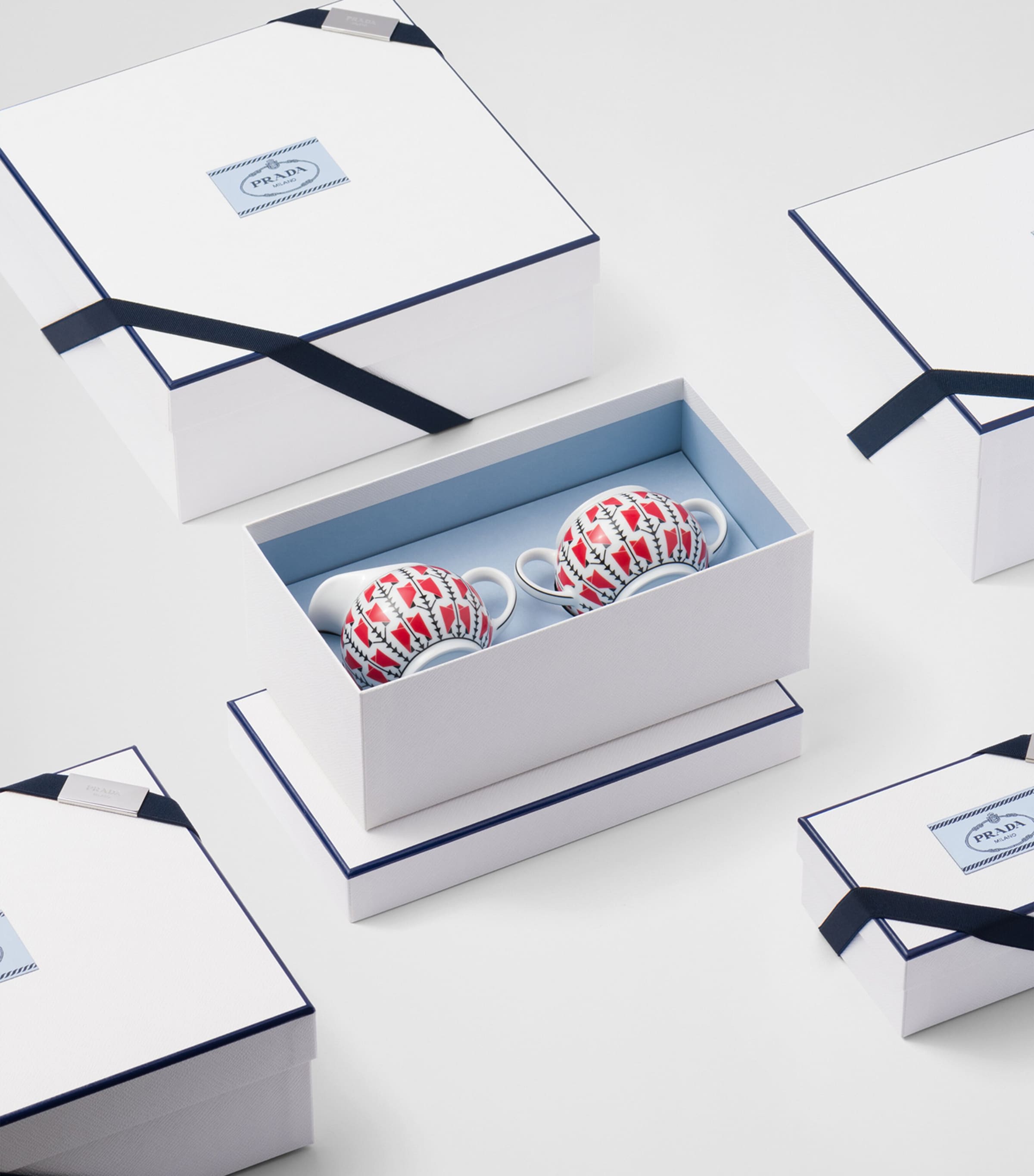 Porcelain Vienna Arrows Creamer Jug and Sugar Pot Set F0DW8 Image 2