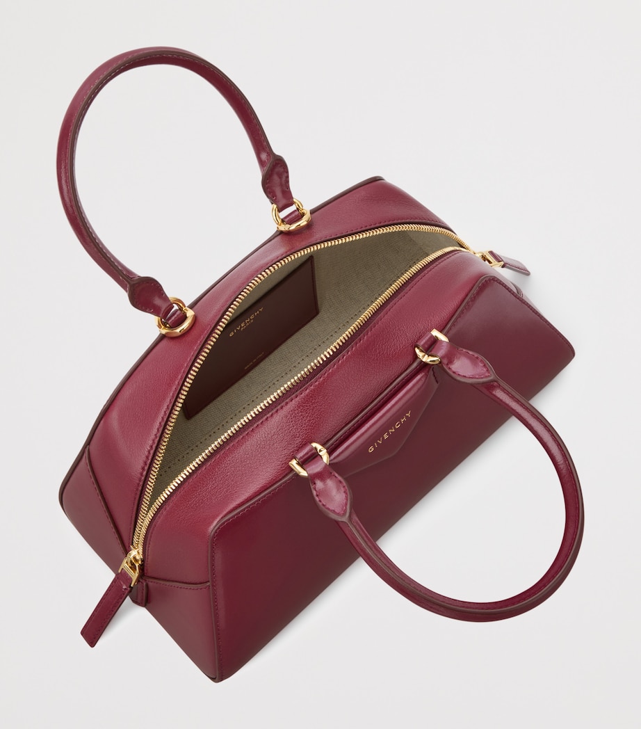 Small Leather Antigona Cube East-West Top-Handle Bag BURGUNDY Image 5