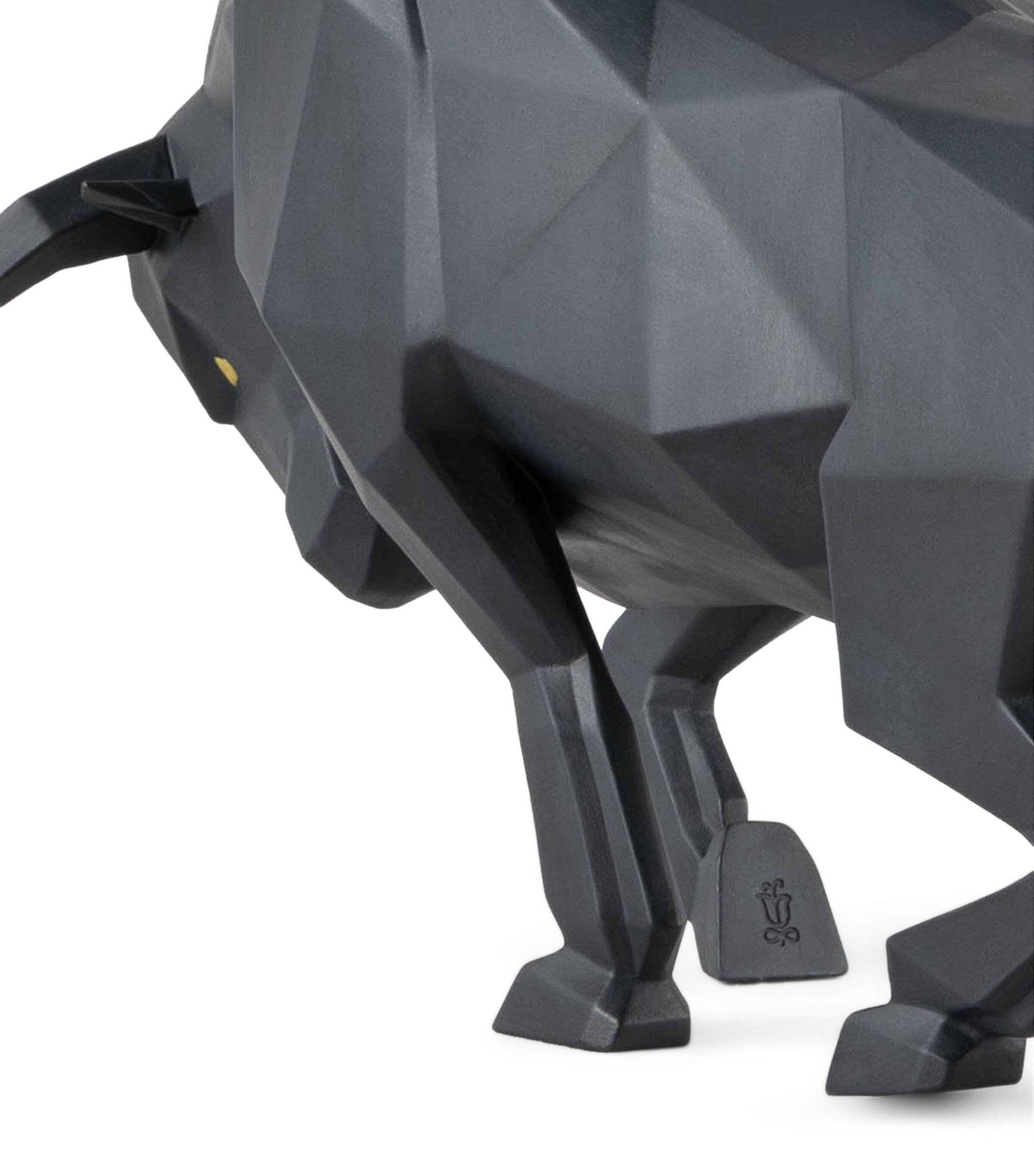 Lladró Porcelain Bull Sculpture Black Image 2