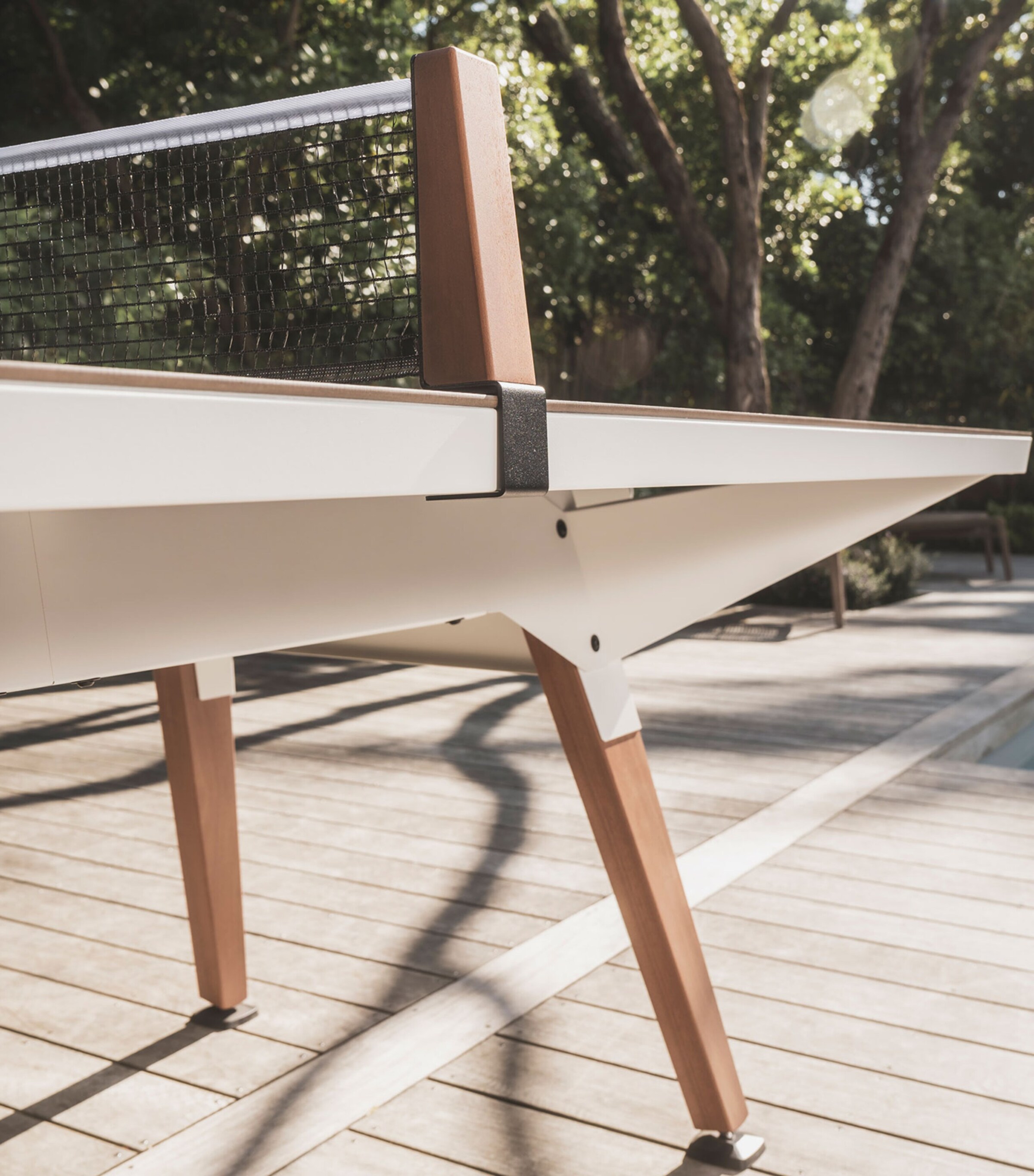Cornilleau Medium Origin Outdoor Table Tennis Table White Frame Image 6