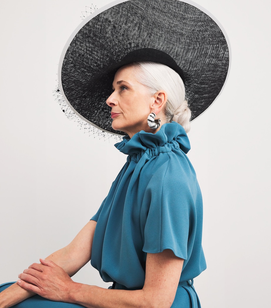 Net-Detail Hat Fascinator BLACK/WHITE Image 3