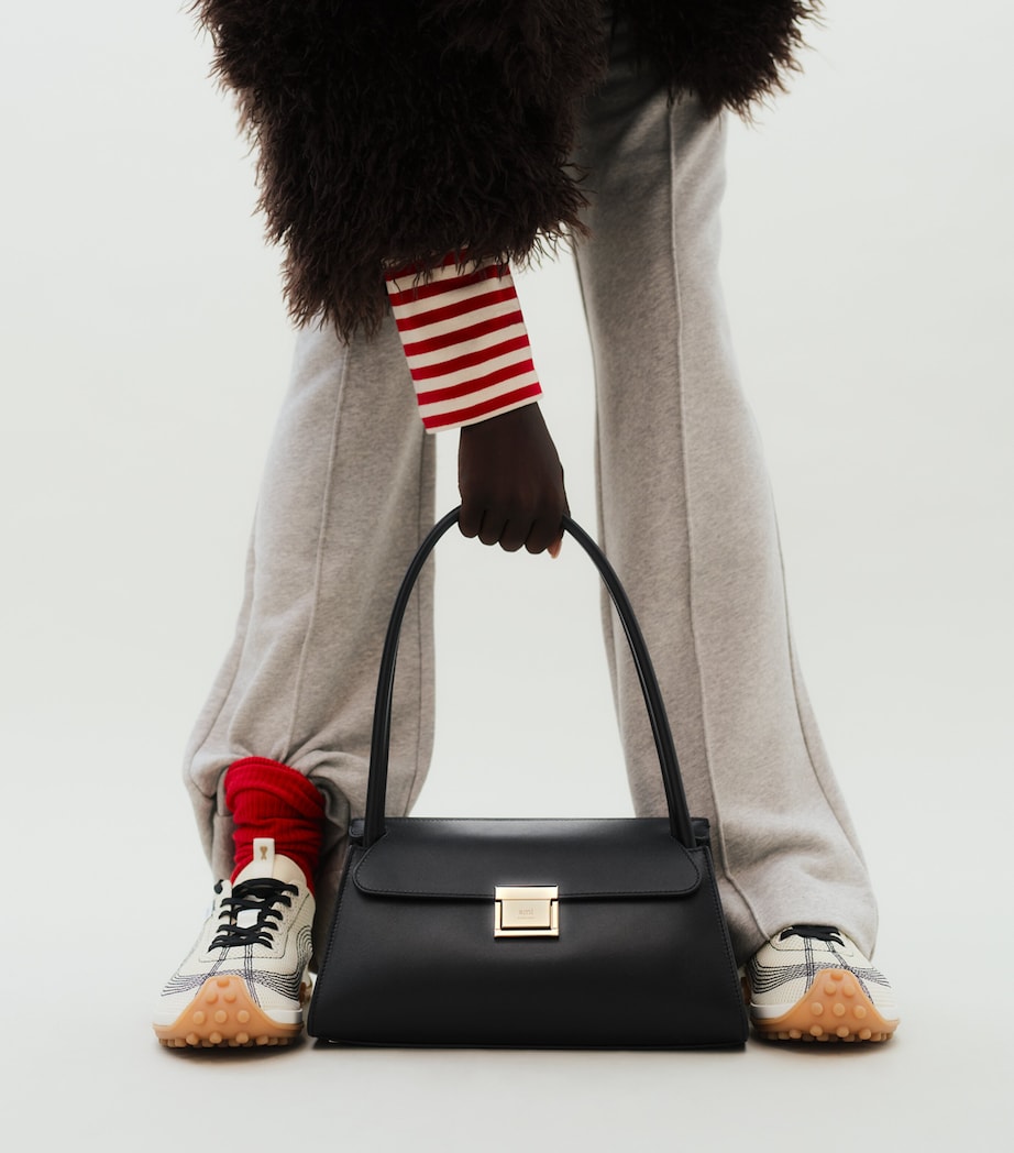 AMI Paris Small Leather Mimi Shoulder Bag Noir Image 2