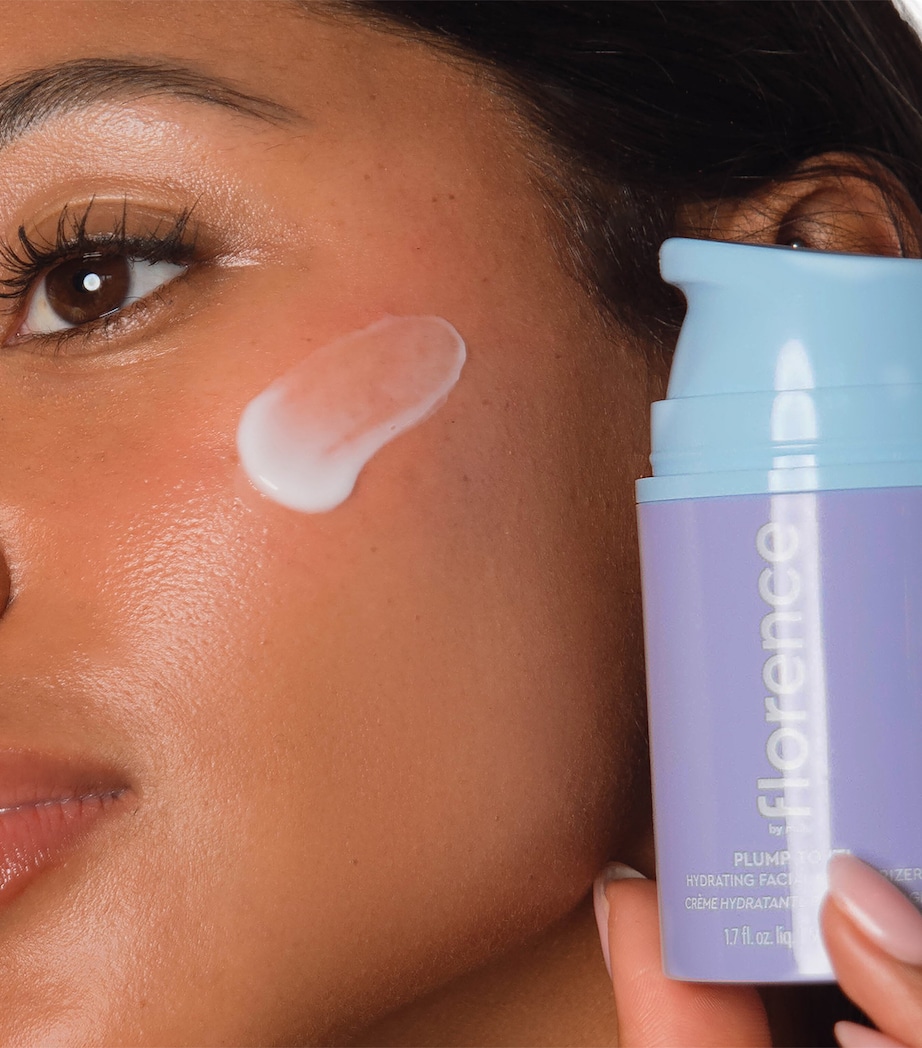 Plump To It! Hydrating Facial Moisturiser (50ml) NO COLOUR Image 6