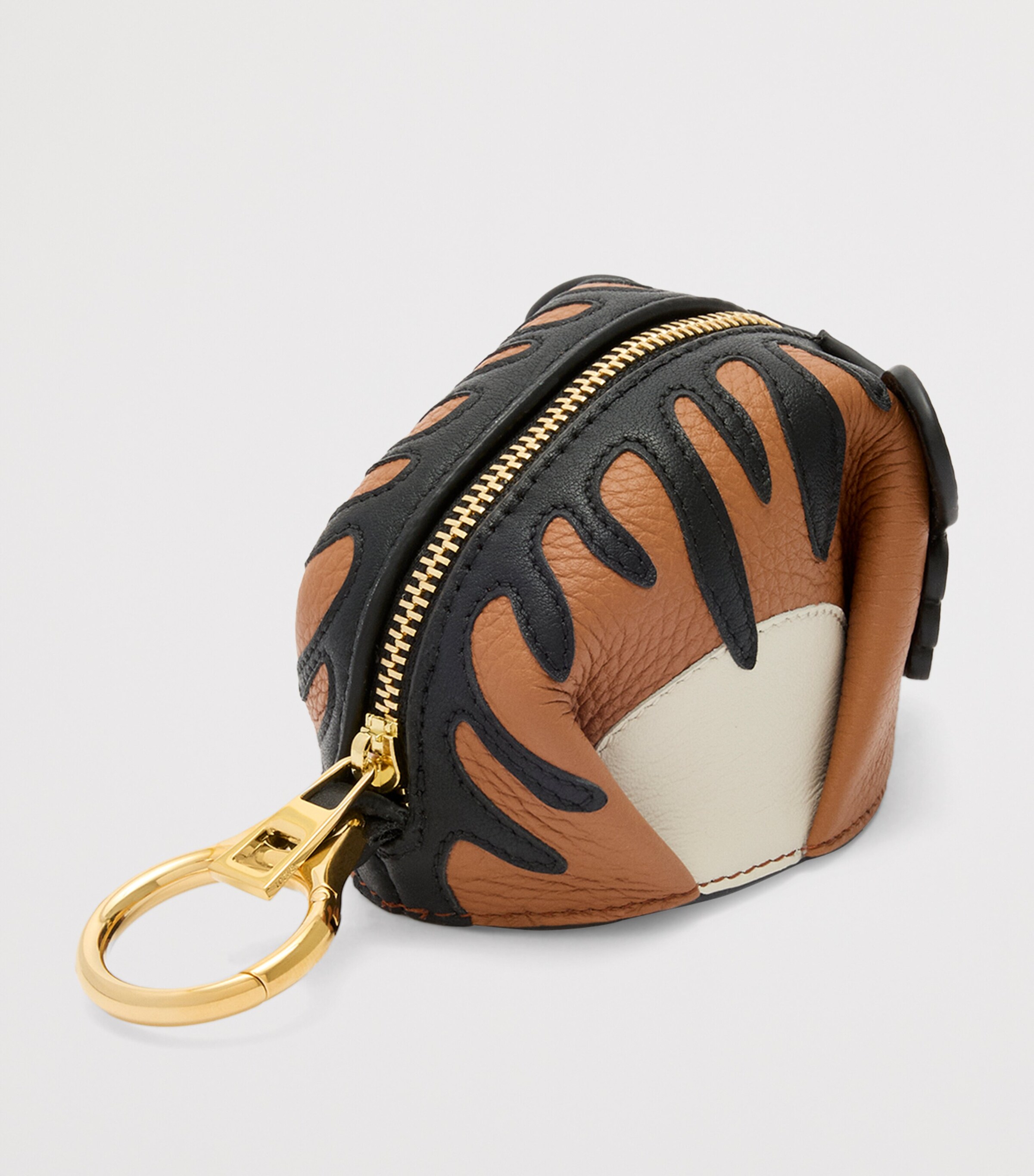 【LOEWE】Paula's Ibiza★アニマル ジラフ ラフィア Bagチャーム Loewe Paula's Ibiza Giraffe raffia leather-trimmed bag charm