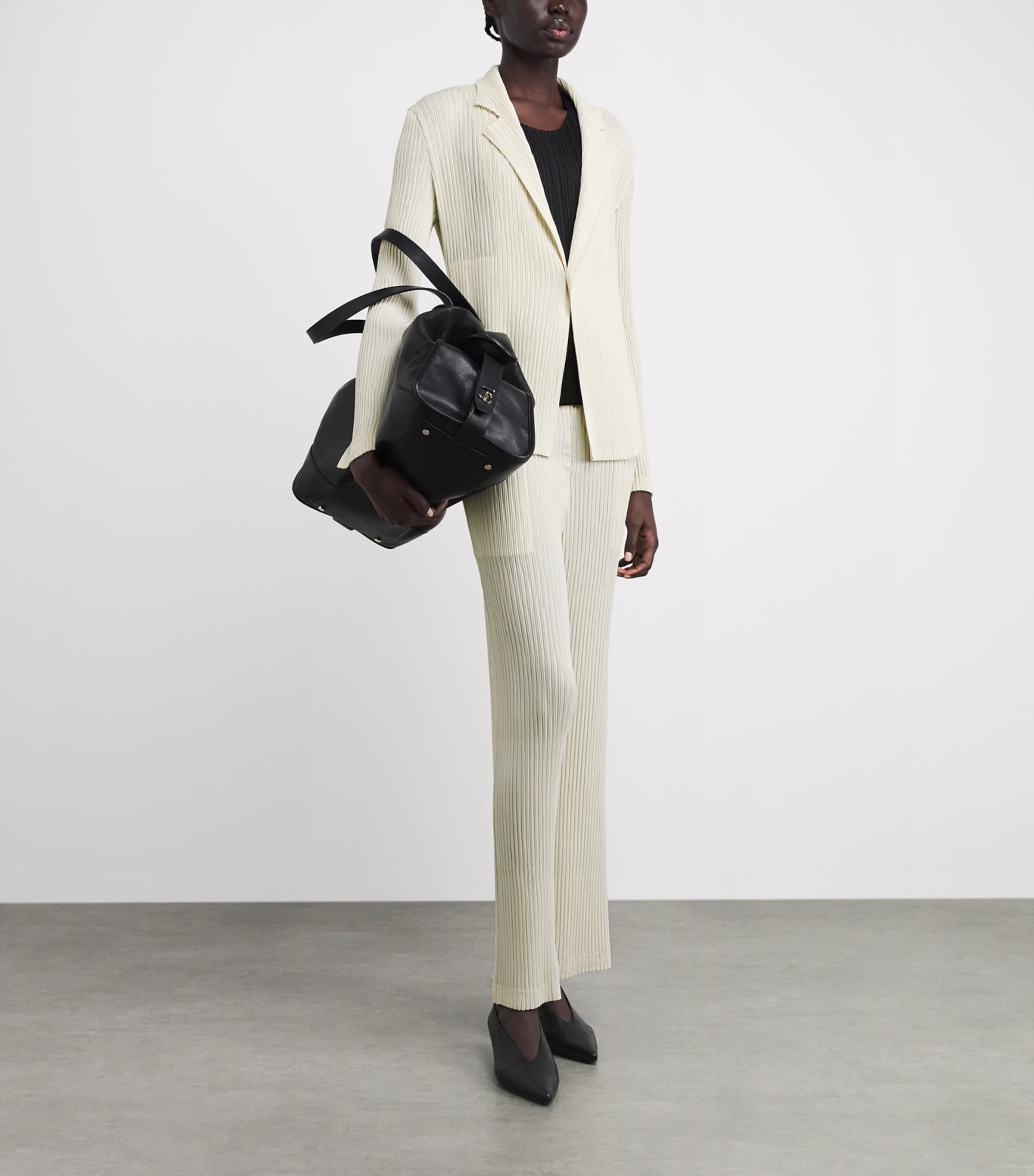 Issey Miyake Womens Hatching Pleats Blazer Off White Image 2