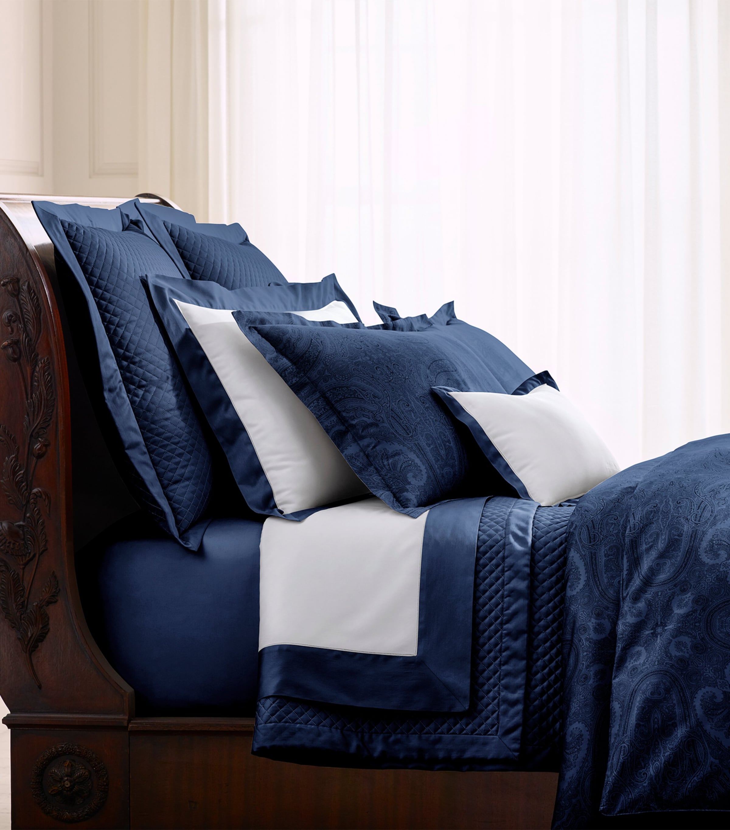 Shop Ralph Lauren Doncaster King Duvet Cover In Navy