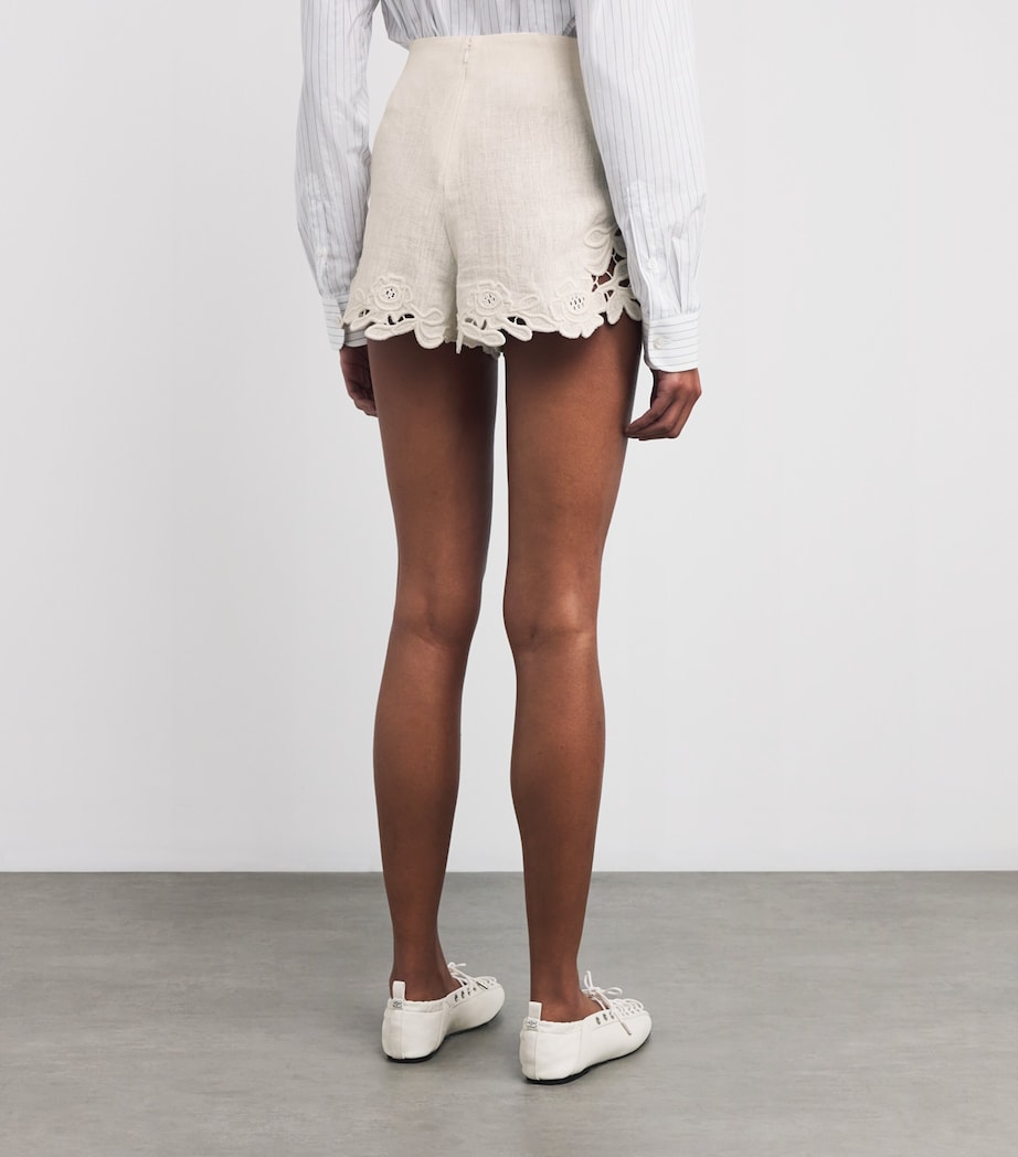 Lace-Trim Suni Shorts OFF WHITE Image 4