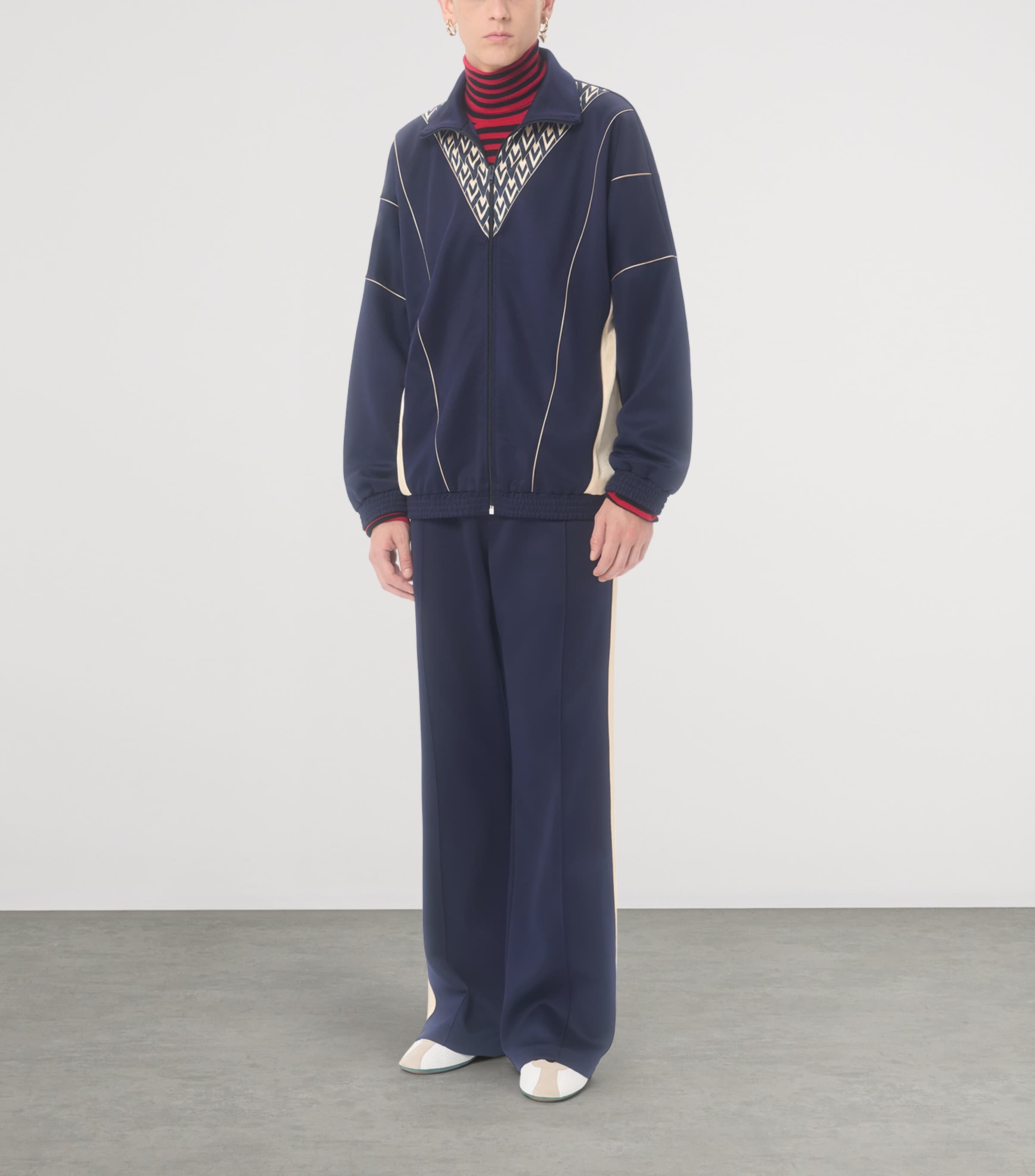 Toute La V Track Jacket 9SE Image 5