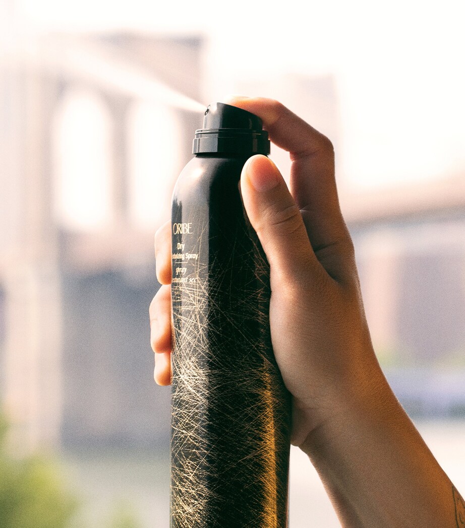 Dry Texturizing Spray (300ml) NO COLOUR Image 5