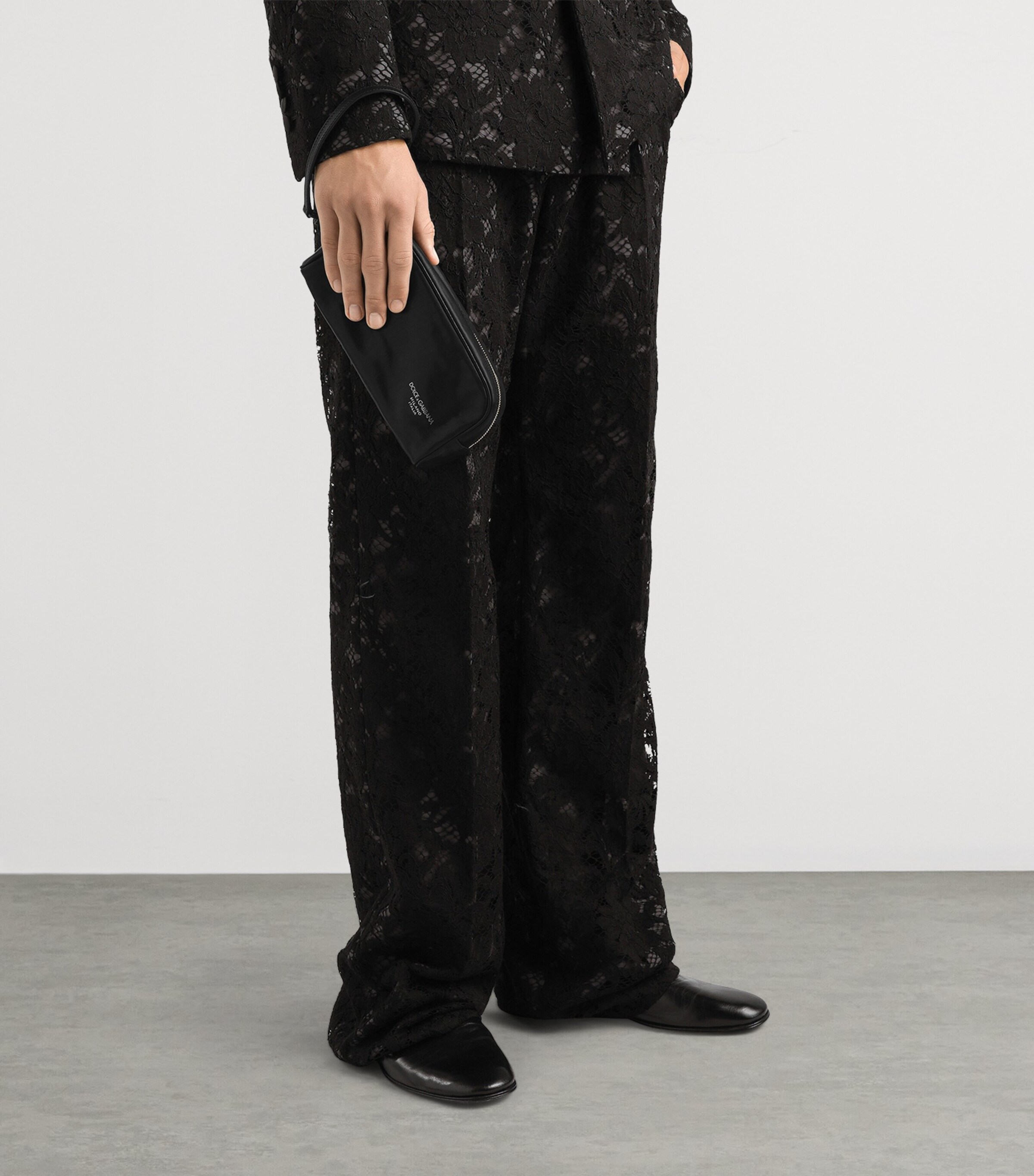 Leather Logo Pouch 80999-BLACK Image 2