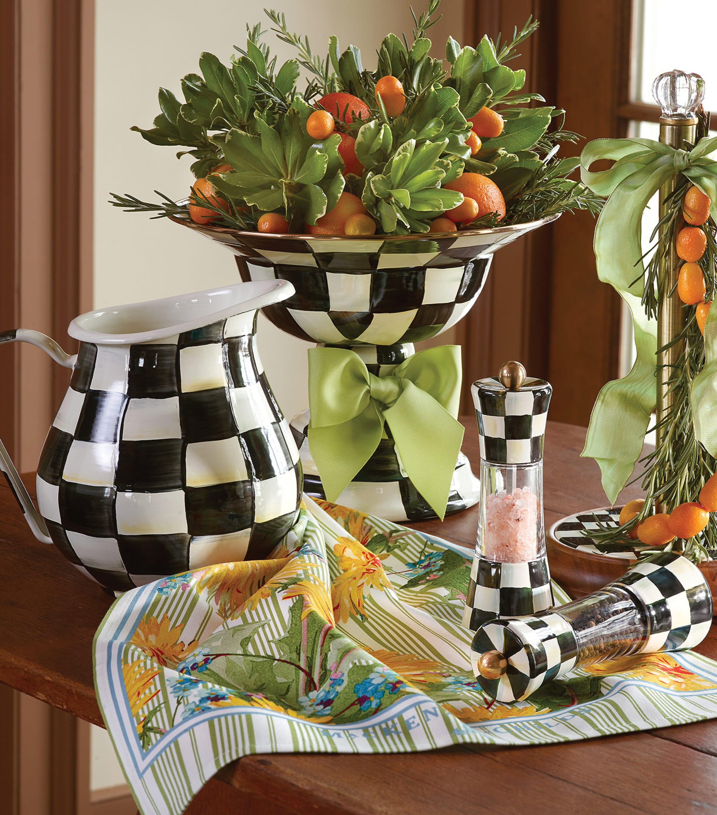 Courtly Check Pitcher (3L) BLACK Image 2