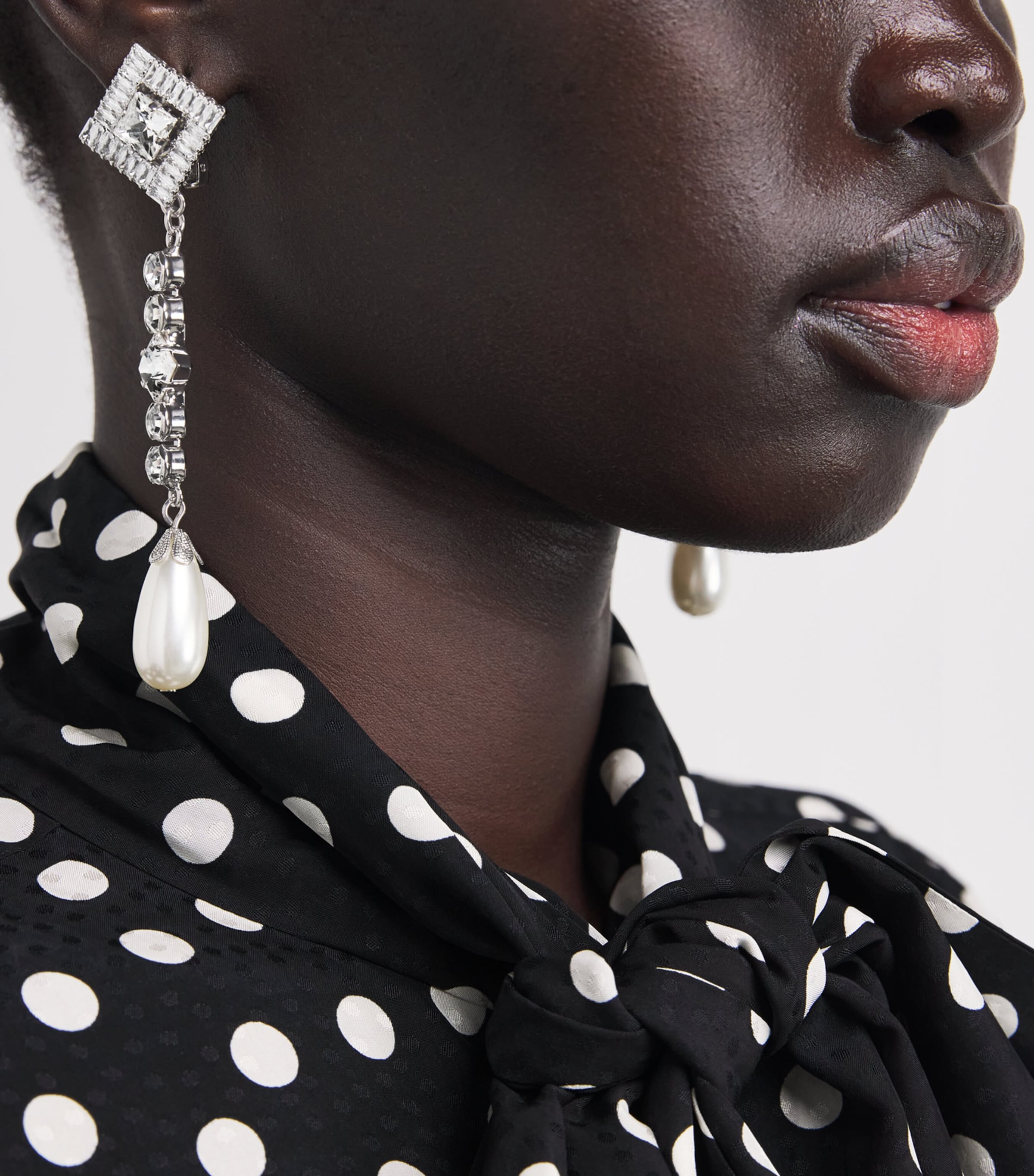 Crystal Pearl Pendant Earrings 0001 CRY-SILVER Image 2