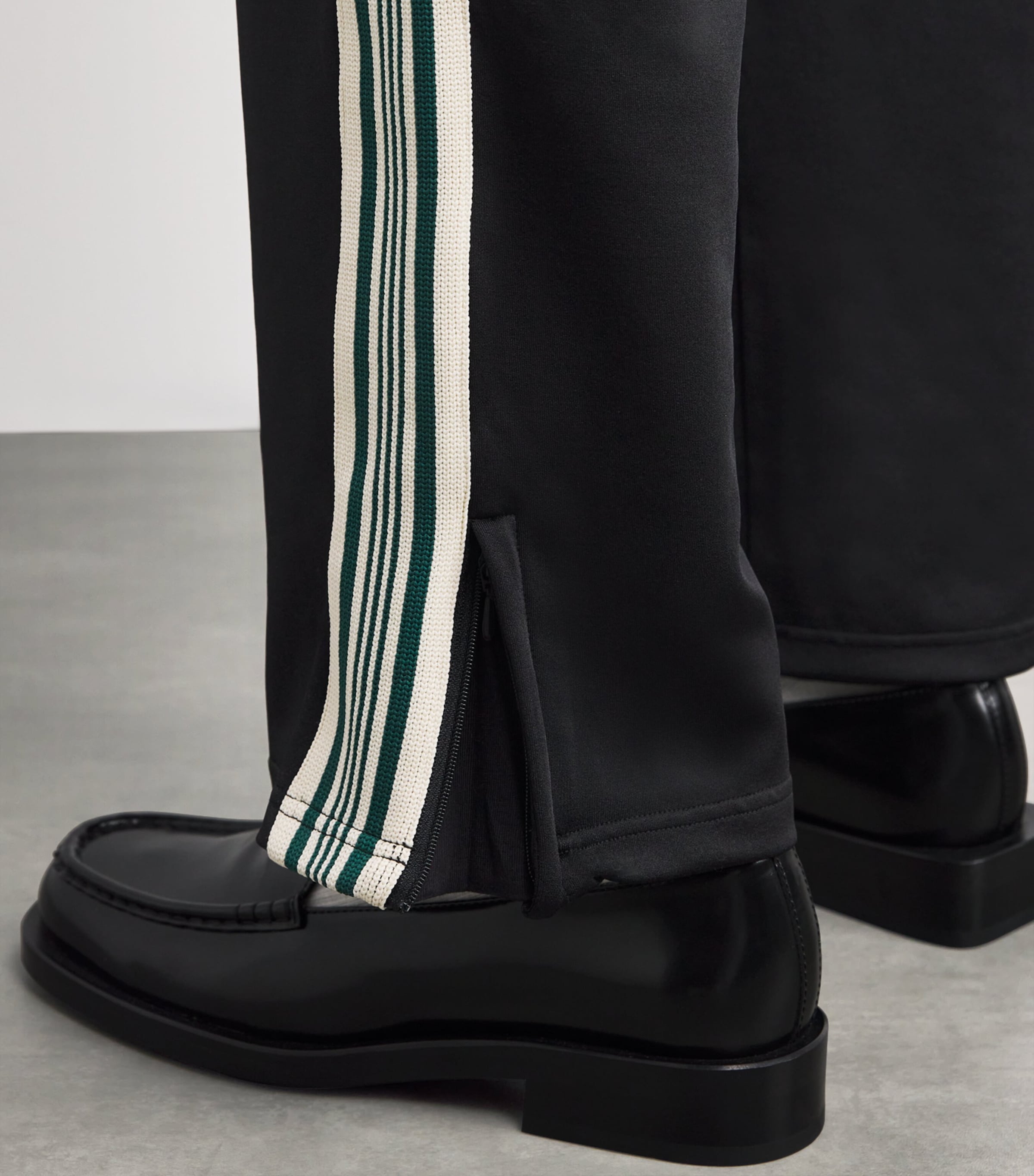 Stretch-Jersey Side-Stripe Sweatpants JET BLACK Image 6