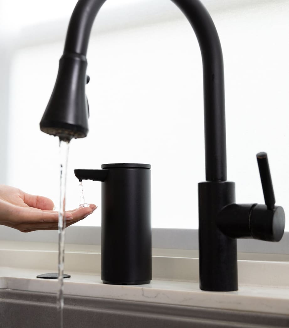 Rechargeable Sensor Soap Dispenser (266ml) MATTE BLACK Image 3