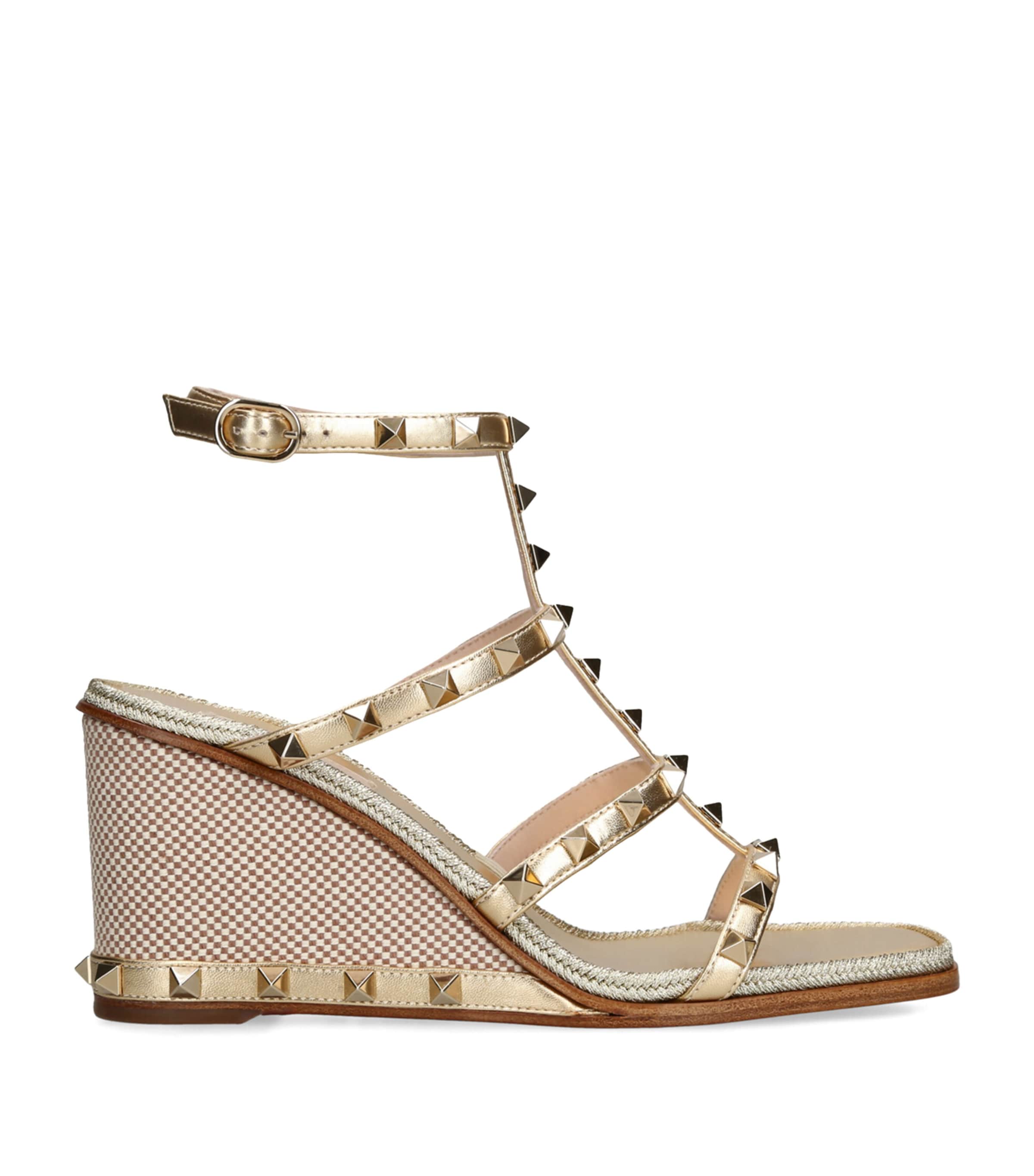Valentino Garavani Leather Rockstud Espadrilles 80 In Beige