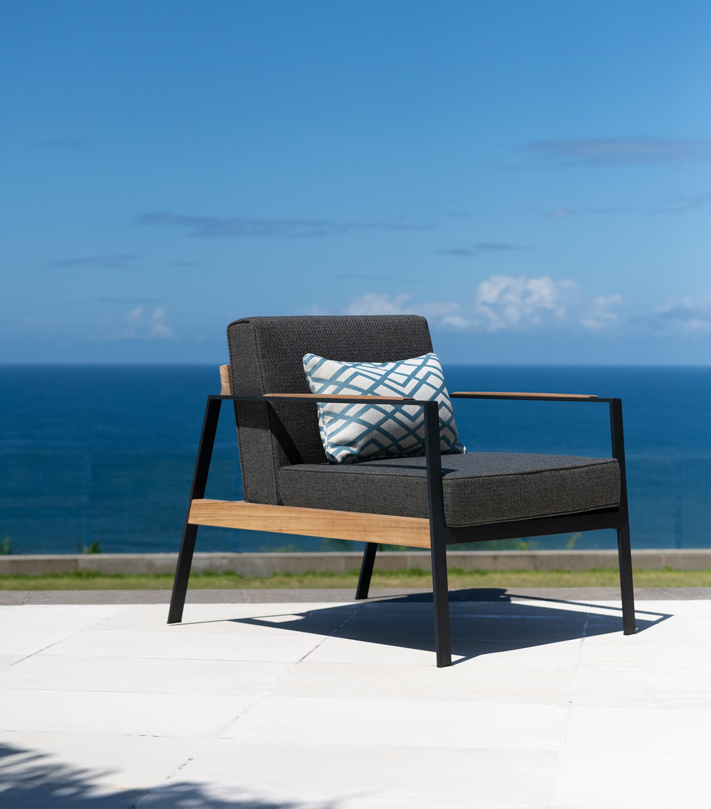 All-Weather California Outdoor Armchair CHARCOAL Image 2