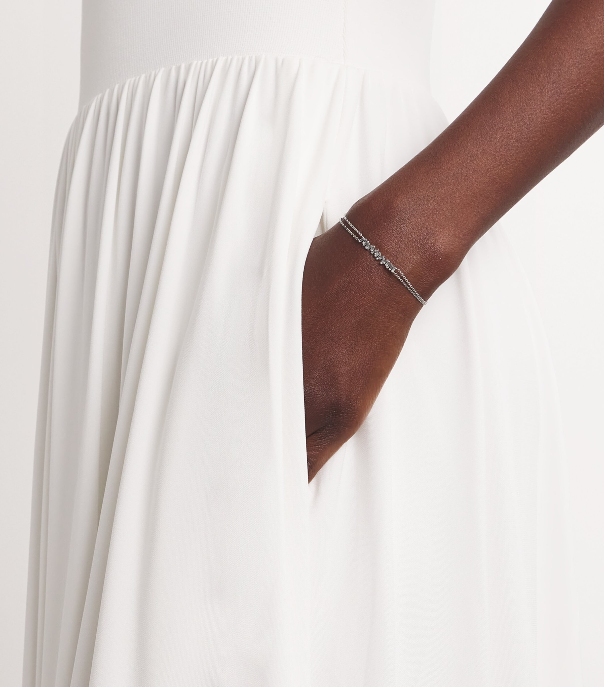 White Gold and Diamond Bar Bracelet 18K WG/WD Image 2