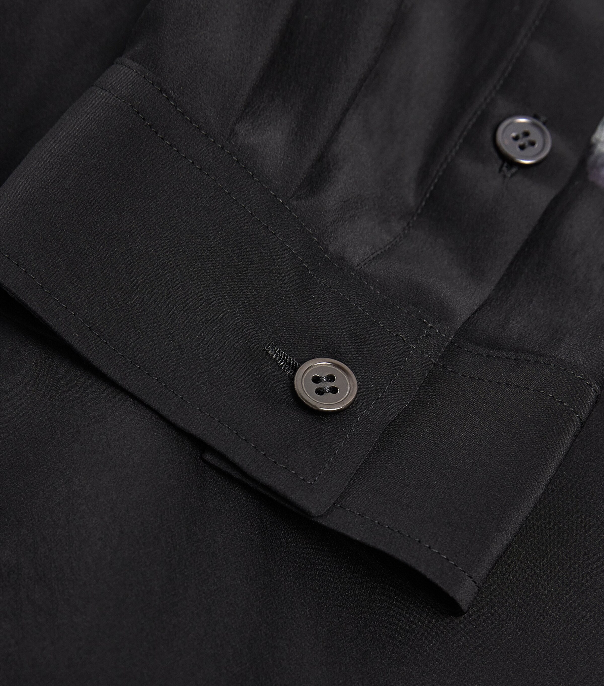 Yohji Yamamoto Mens Silk Rear-Split Graphic Print Shirt Black Image 5