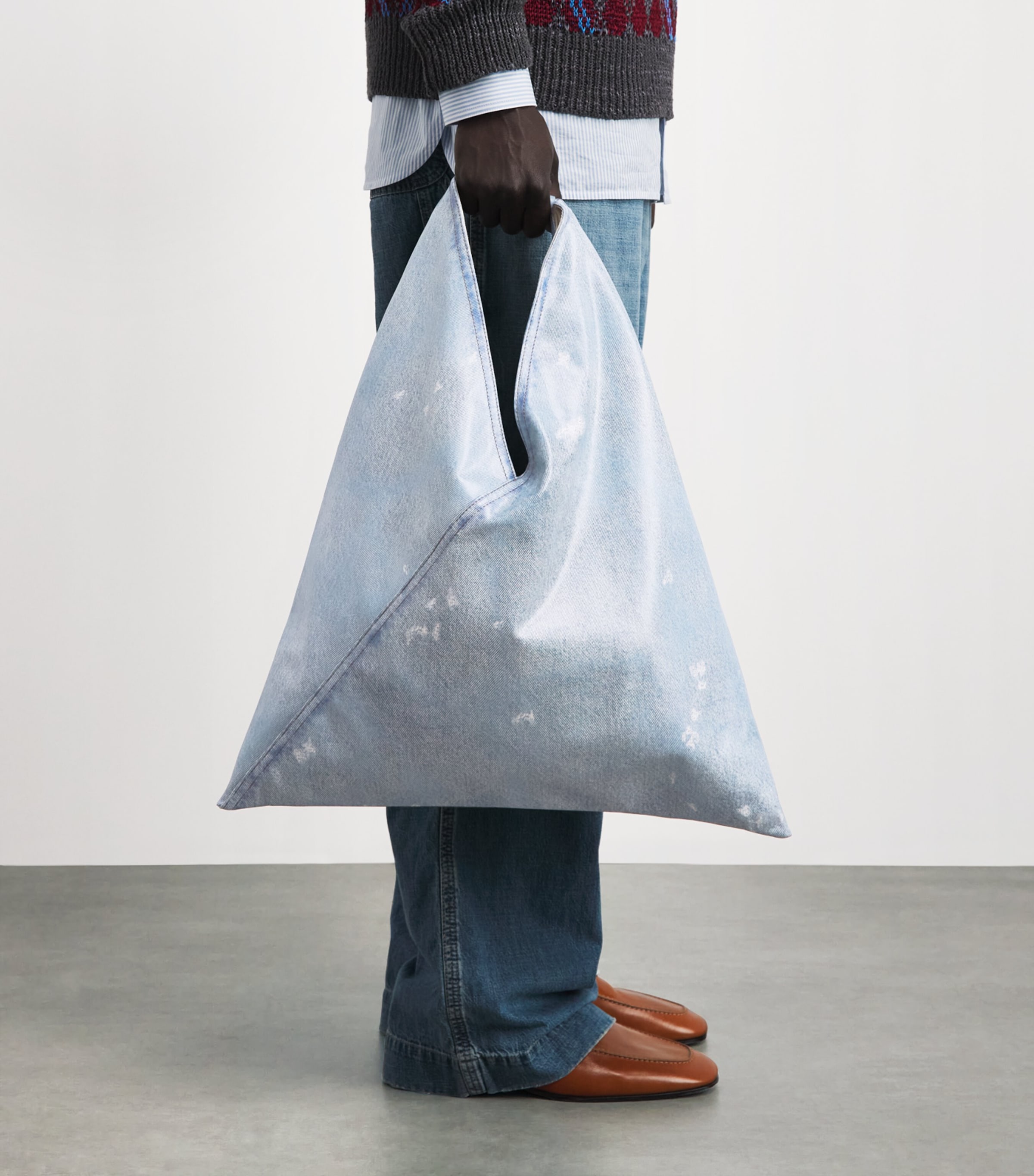 MM6 Maison Margiela Denim-Effect Classic Japanese Tote Bag Bleached Denim Image 2