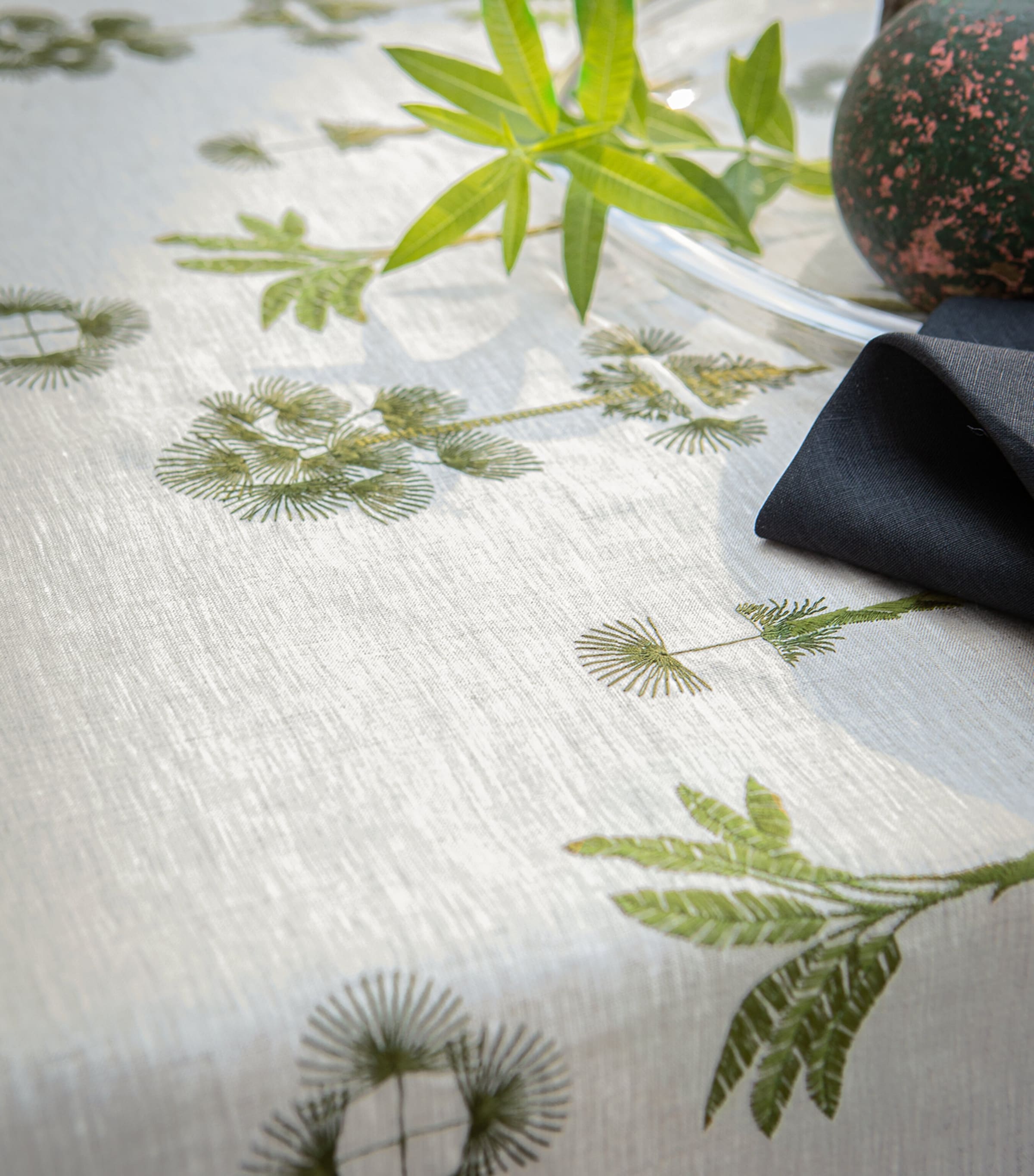 Barbade Tablecloth (170cm x 250cm) NATURAL Image 2
