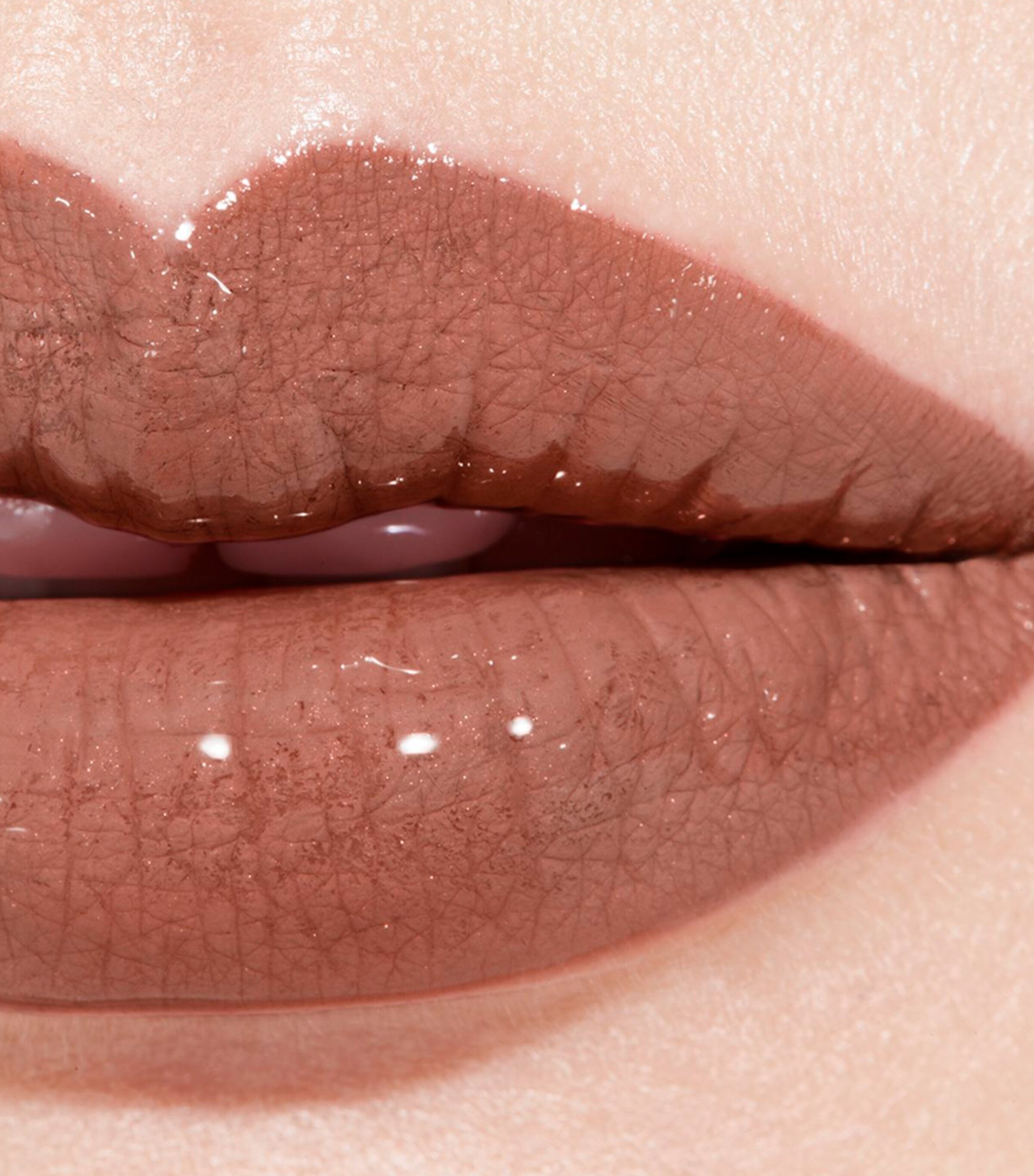 LE ROUGE DUO ULTRA TENUE Liquid Lip Colour CARAMEL BEIGE 188 Image 3