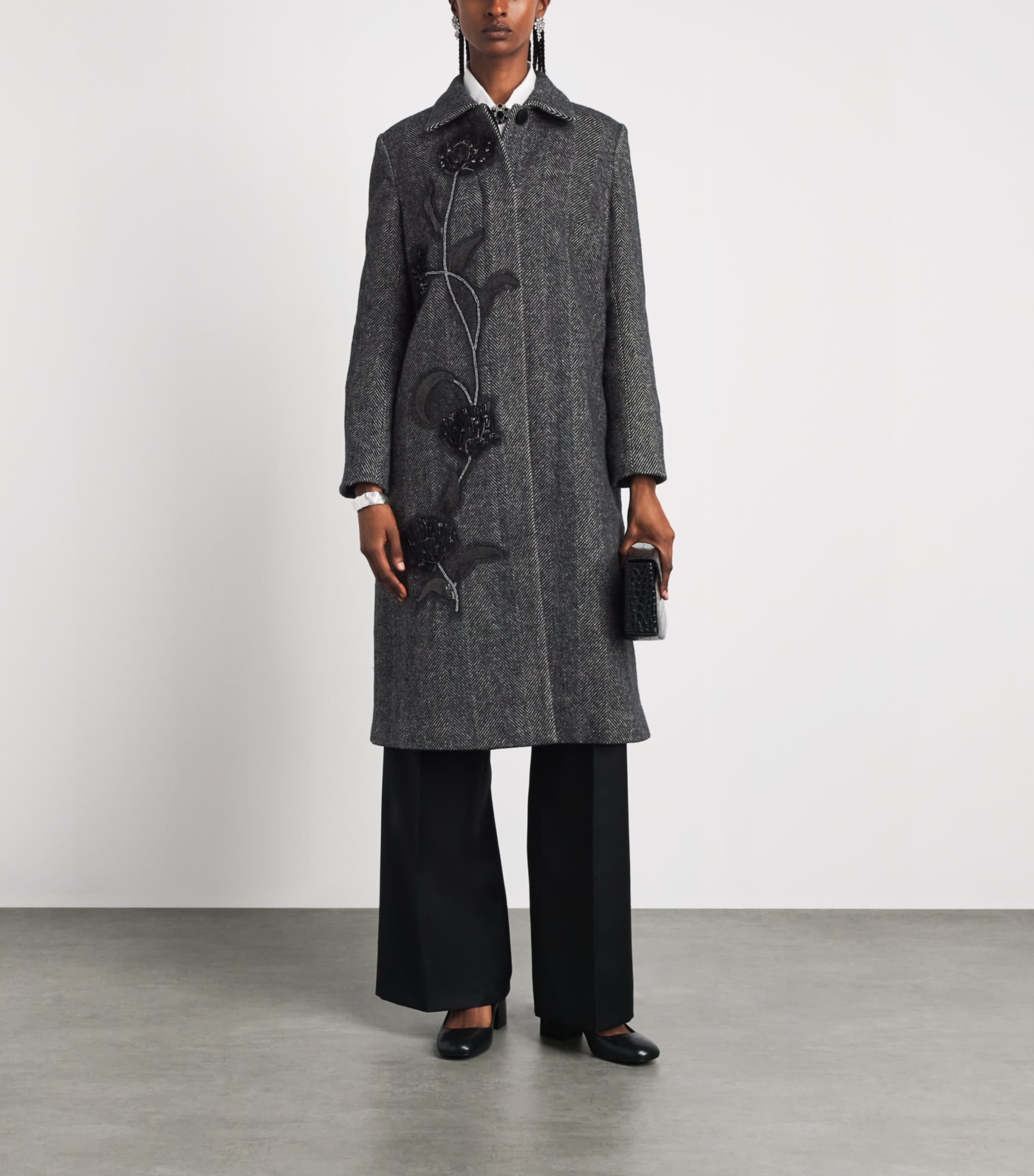Huishan Zhang Womens Floral Appliqué Giana Coat Black Image 2