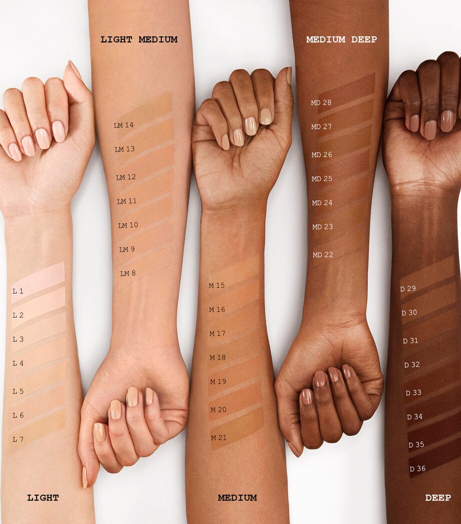 Skin Fetish: Sublime Perfection Foundation (35ml) MEDIUM/ DEEP 23 Image 6