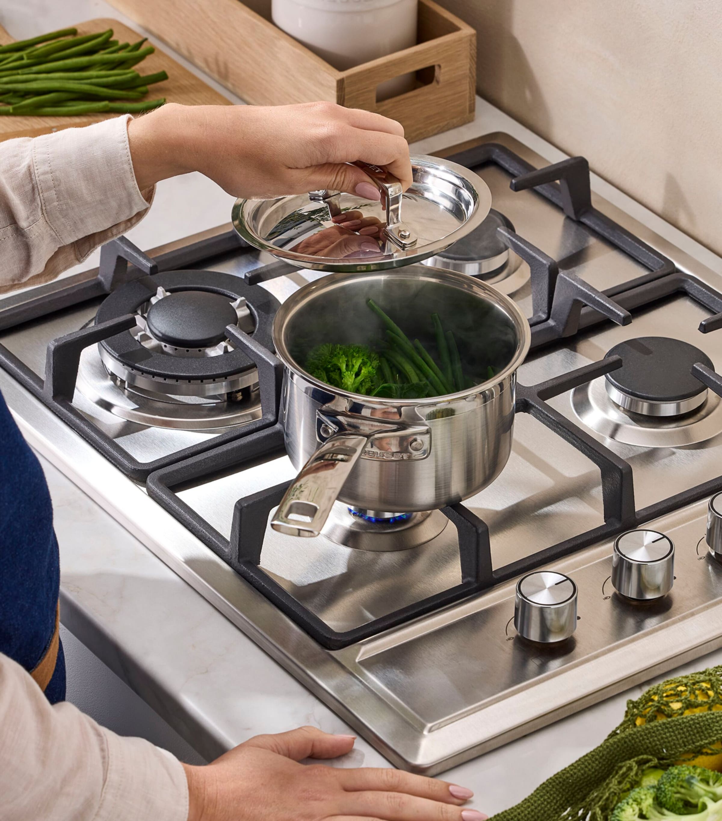 Le Creuset 3-Ply Stainless Steel Saucepan (14cm) Image 9