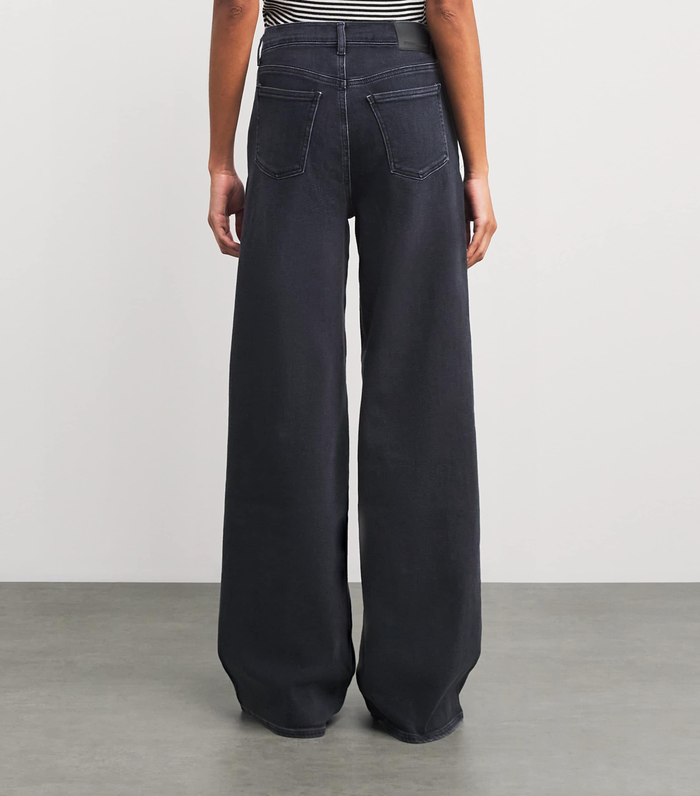 Wide-Leg Issy Jeans WBLK Image 4