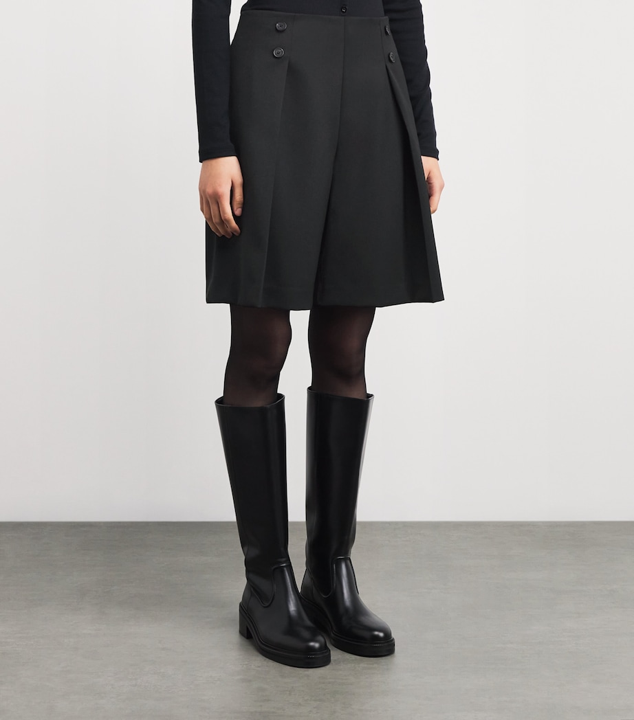 Button Pleat Bermuda Shorts BLACK Image 3