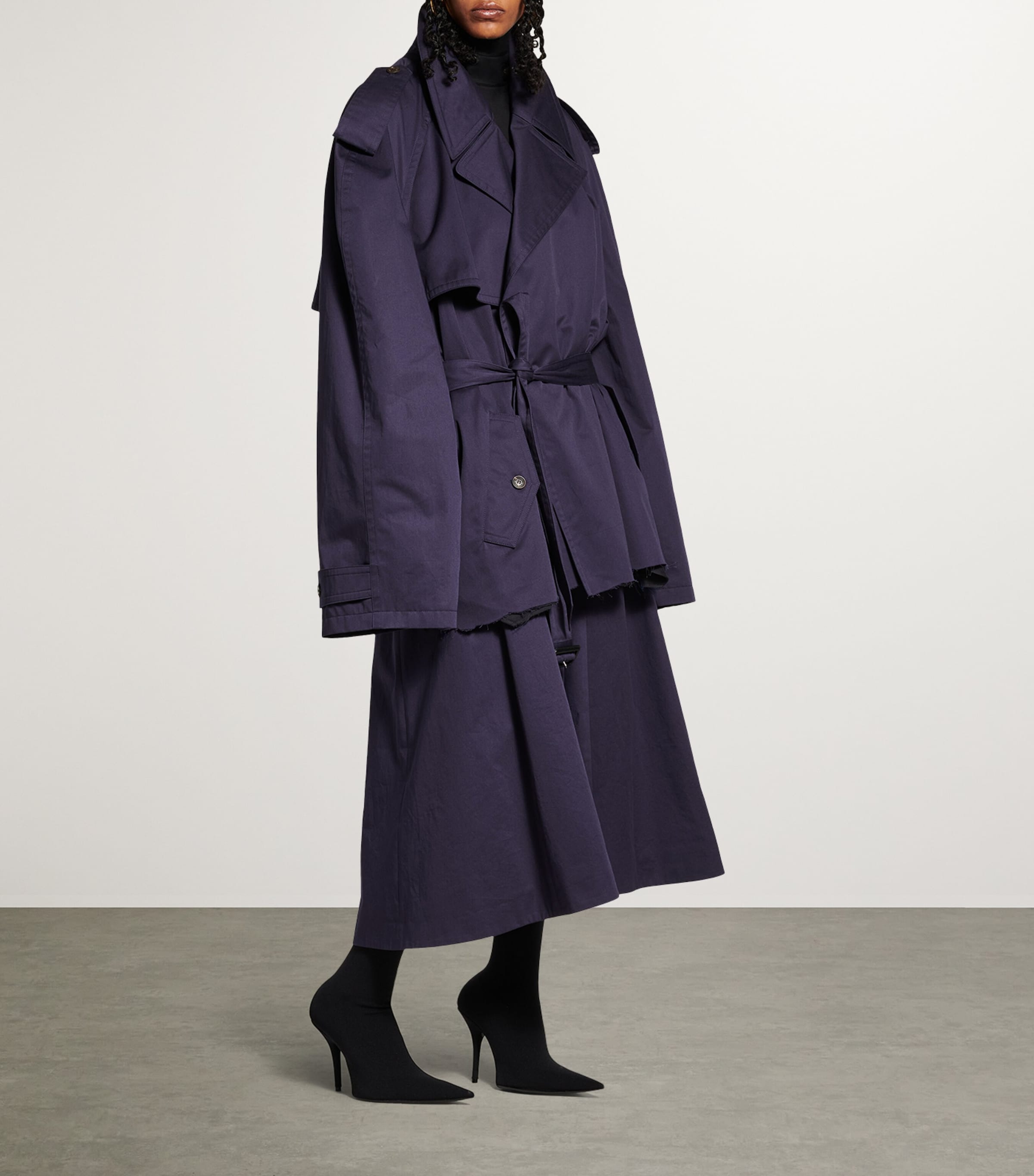 【関税&送料込】Balenciaga Navy Blue Cotton Oversize Trench Balenciaga Oversized Cotton Cropped Trench Coat | Harrods UK