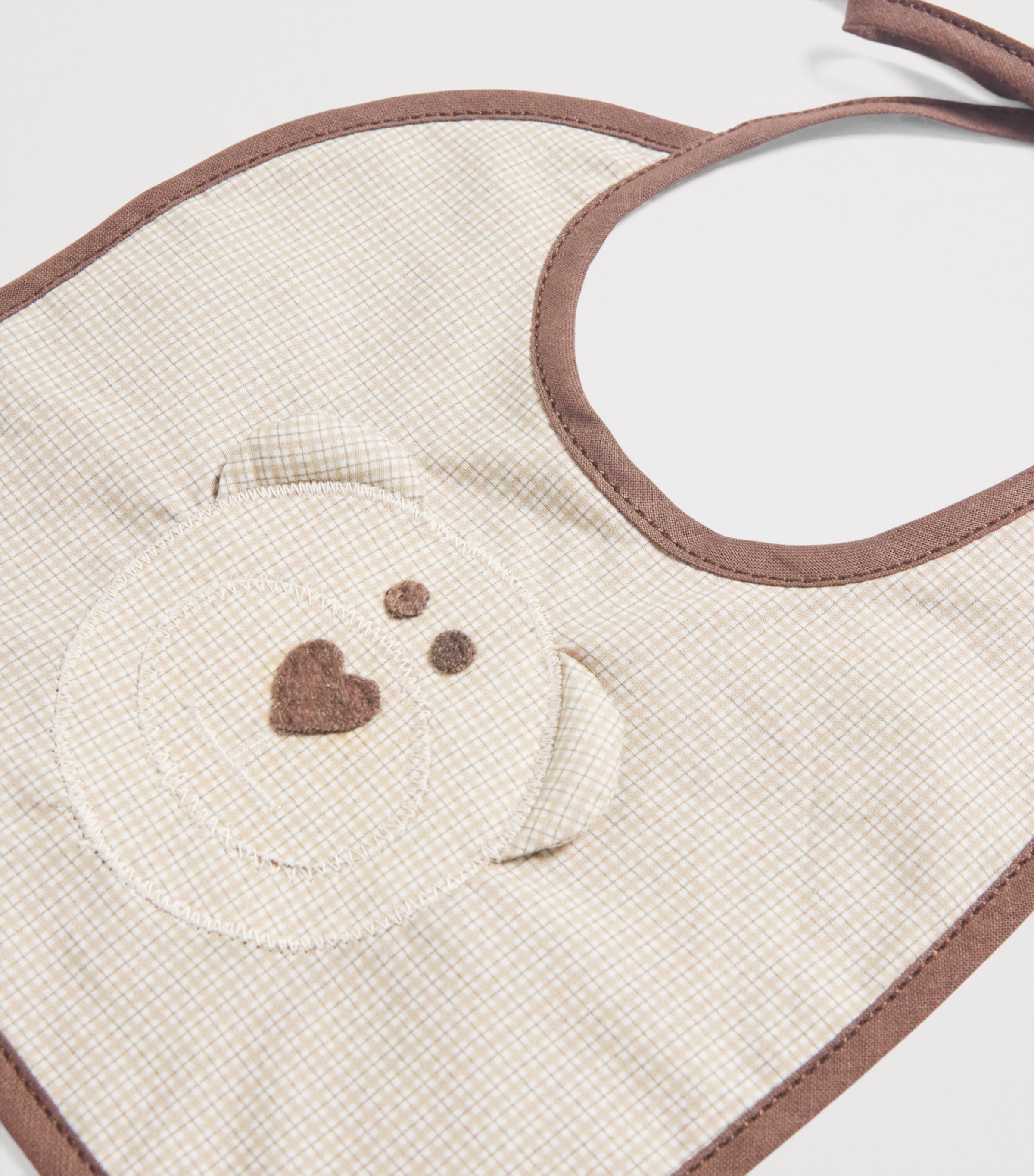 Cotton Teddy Bear Logo Bib 002BEIGE+BROWN Image 3