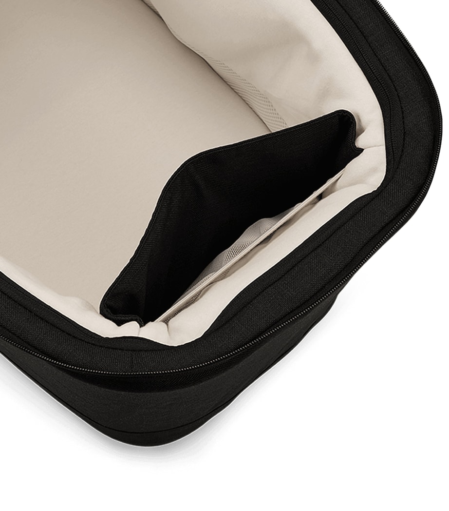 MIXX Next Carrycot CAVIAR Image 5