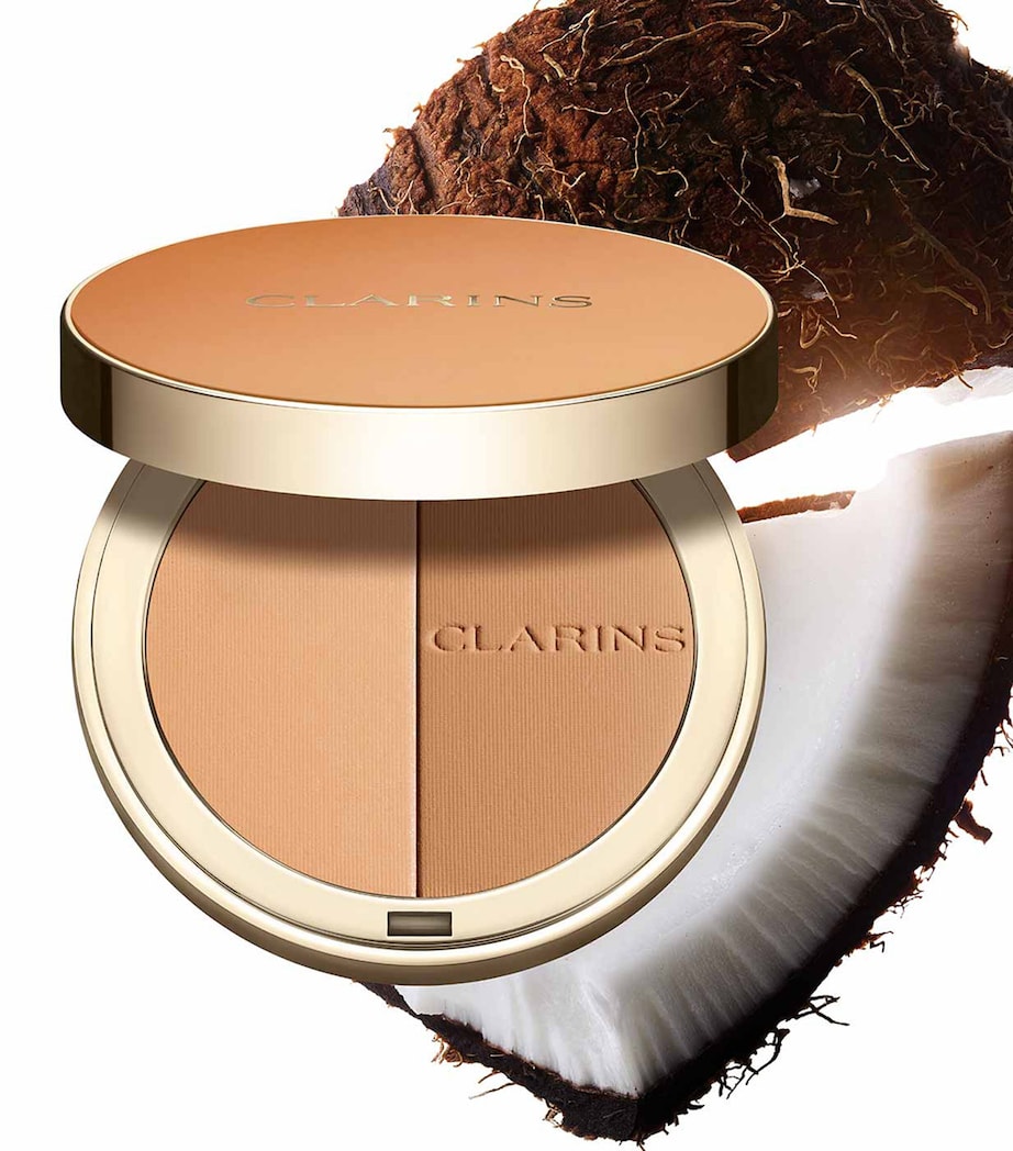 Clarins Ever Bronze Compact Powder Image 2