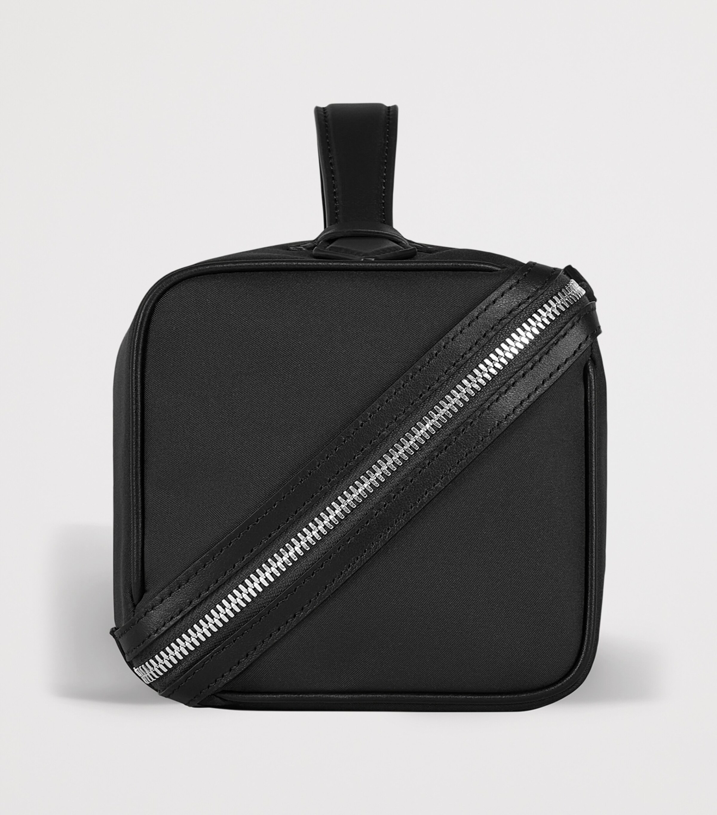 Montblanc Leather-Trim Toiletry Case Black Image 3