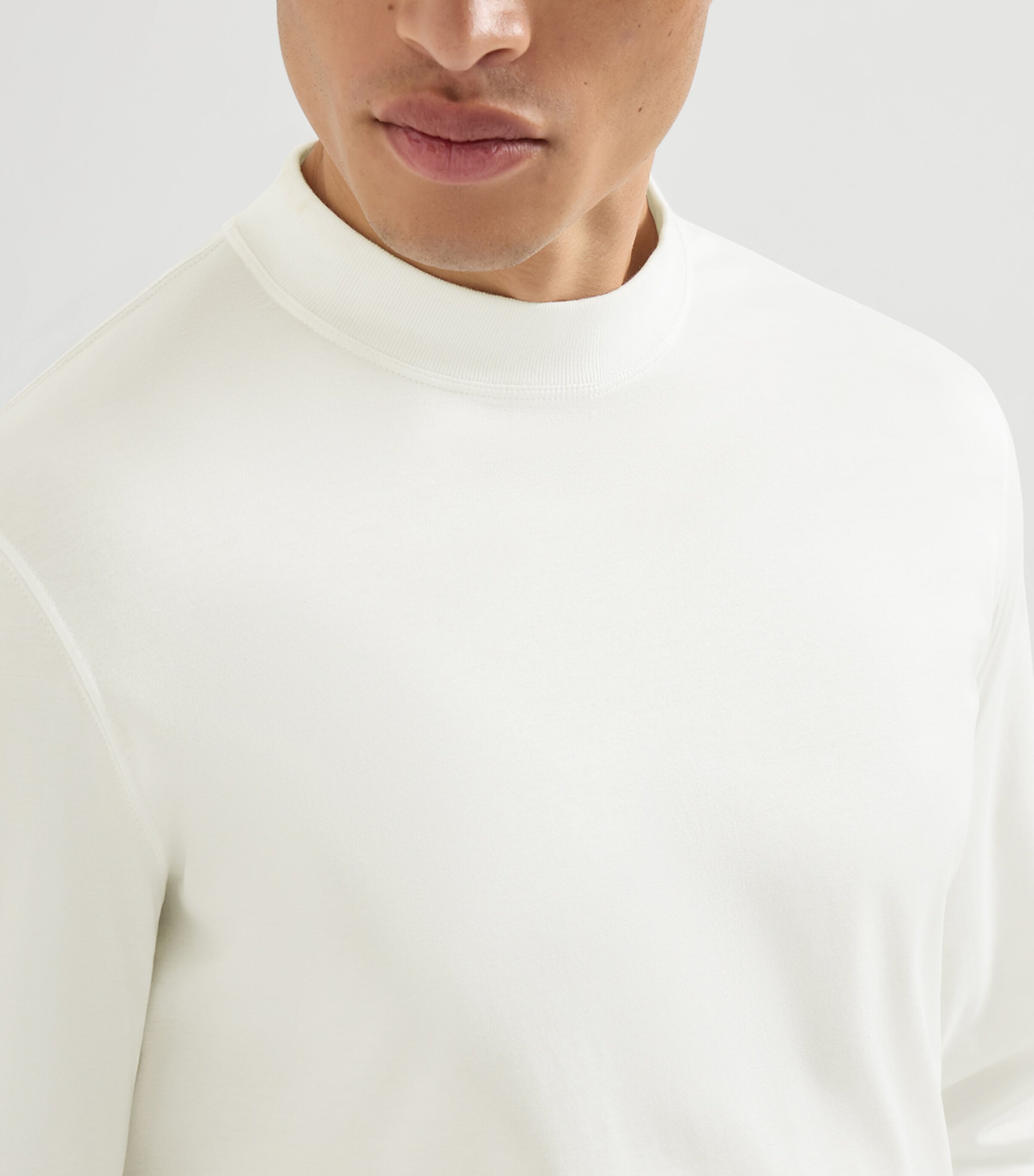 Brunello Cucinelli Mens Cotton High-Neck Long-Sleeve T-Shirt White Image 6