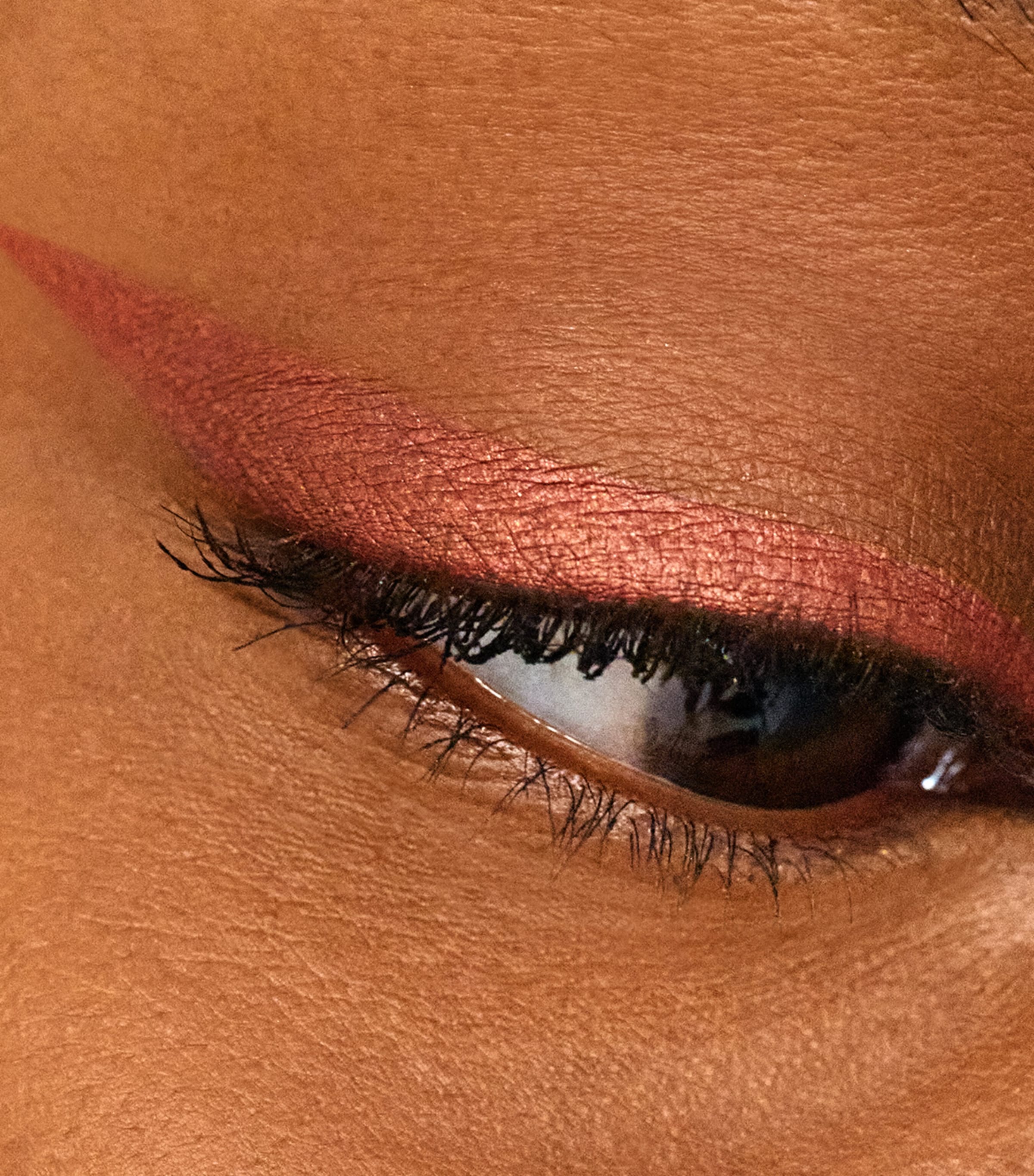 Satin Kajal Eyeliner COPPER Image 4