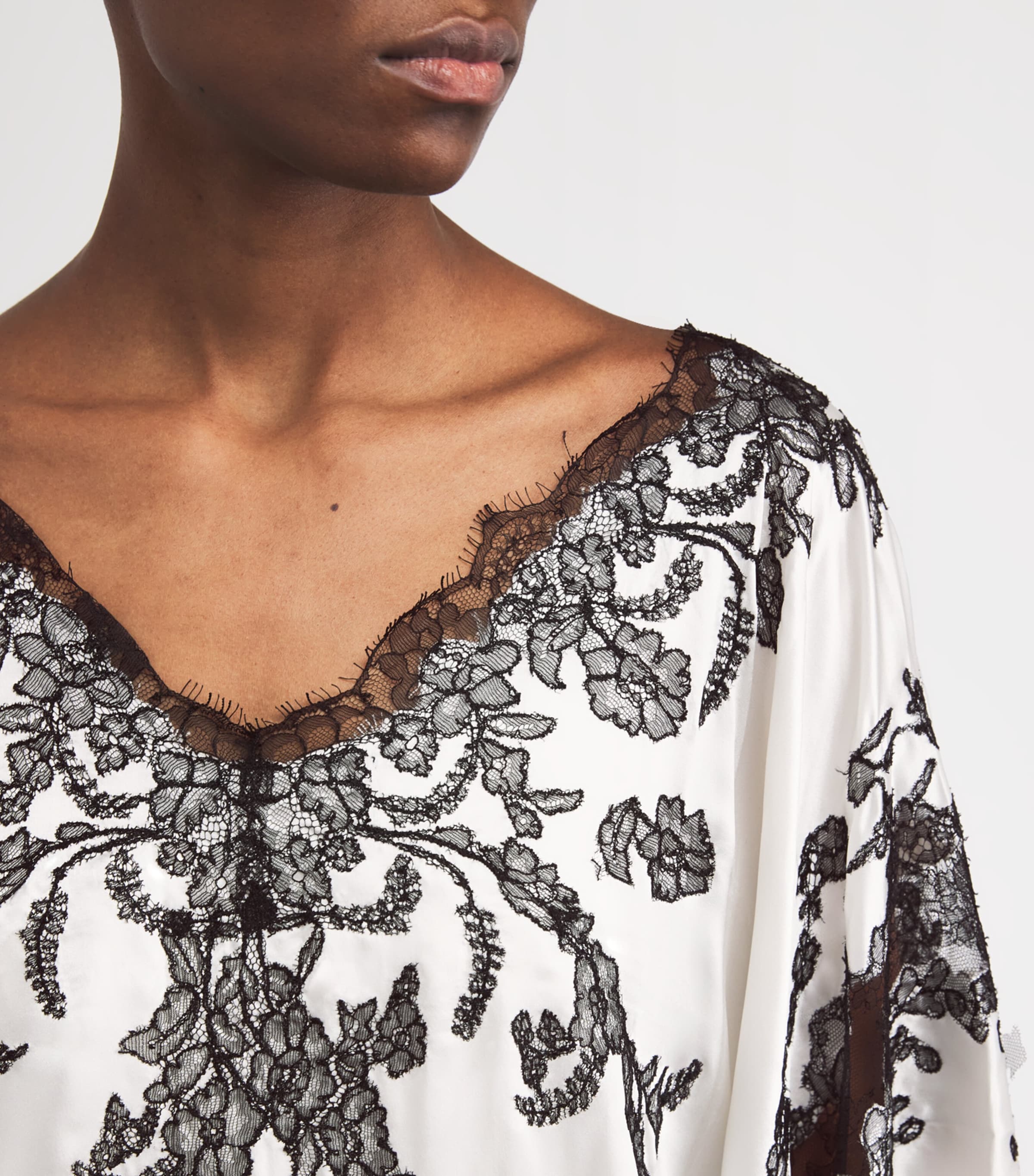 Silk Contrast Lace Kaftan BLACK/WHITE Image 6