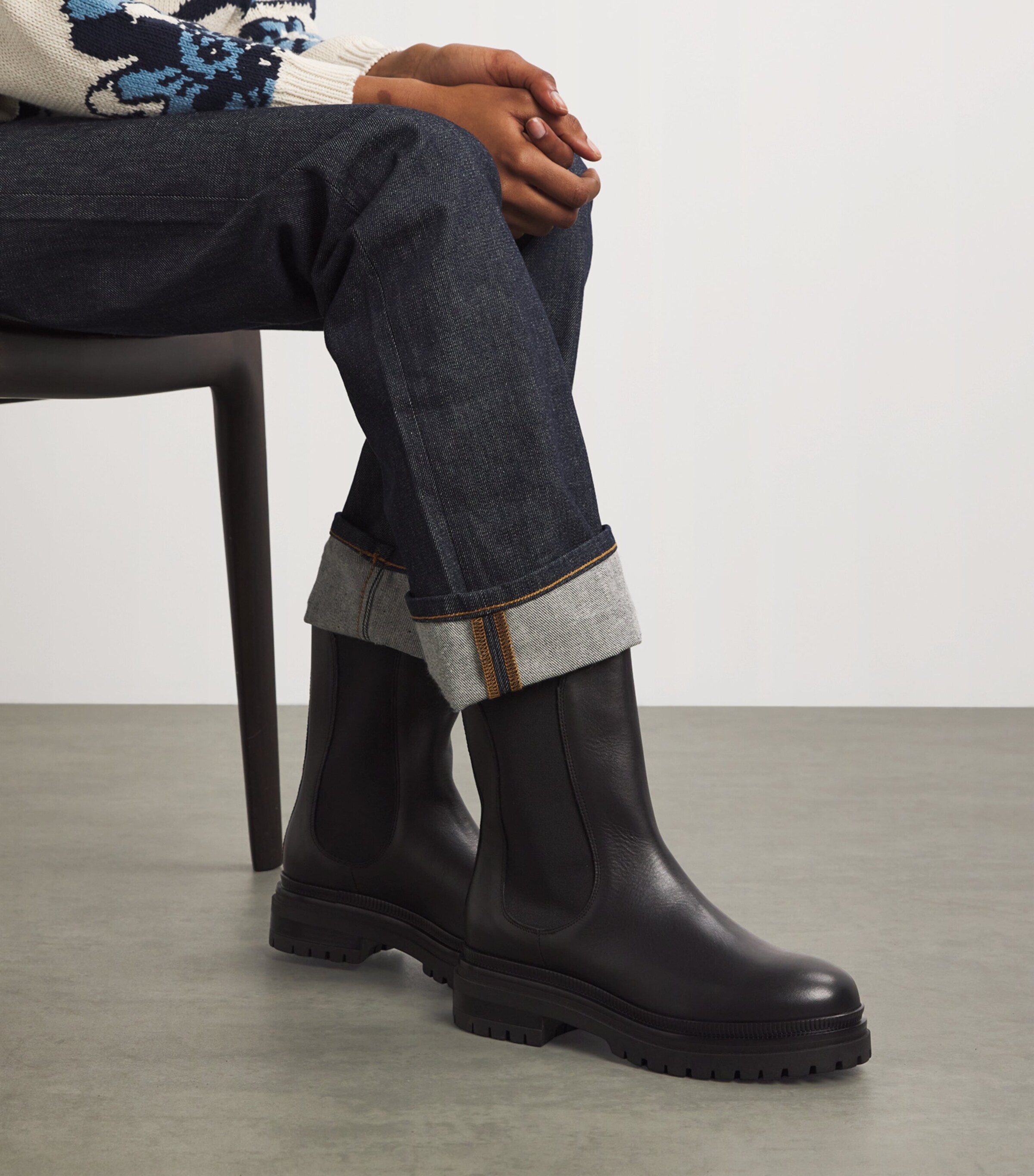 アウトレット★Weekend Max Mara★livrea レザーアンクルブーツ Weekend Max Mara Leather Livrea Chelsea Boots | Harrods US