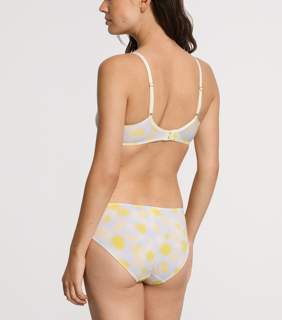 Hanro Womens Monea Soft Cup Bra Soft Spring Forms Image 3