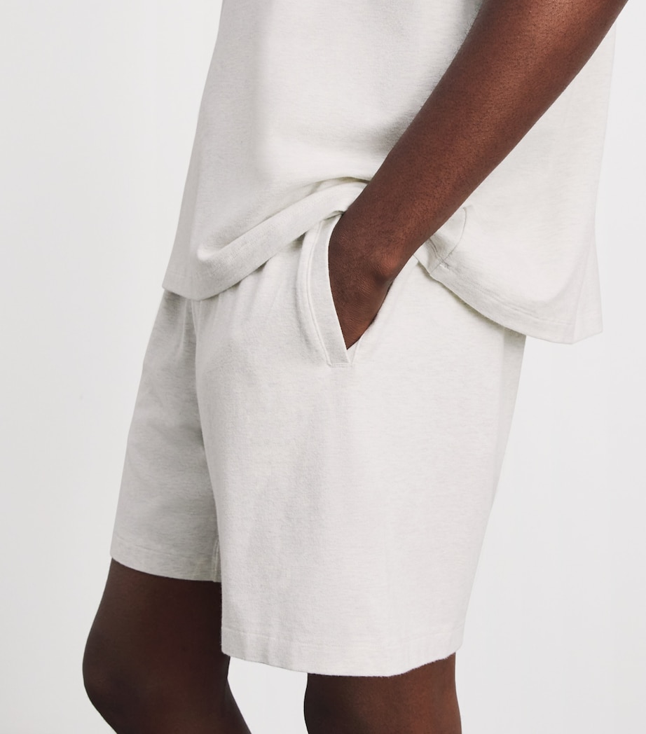 Skims Mens Cotton Relaxed Shorts Chalk Heather Image 3