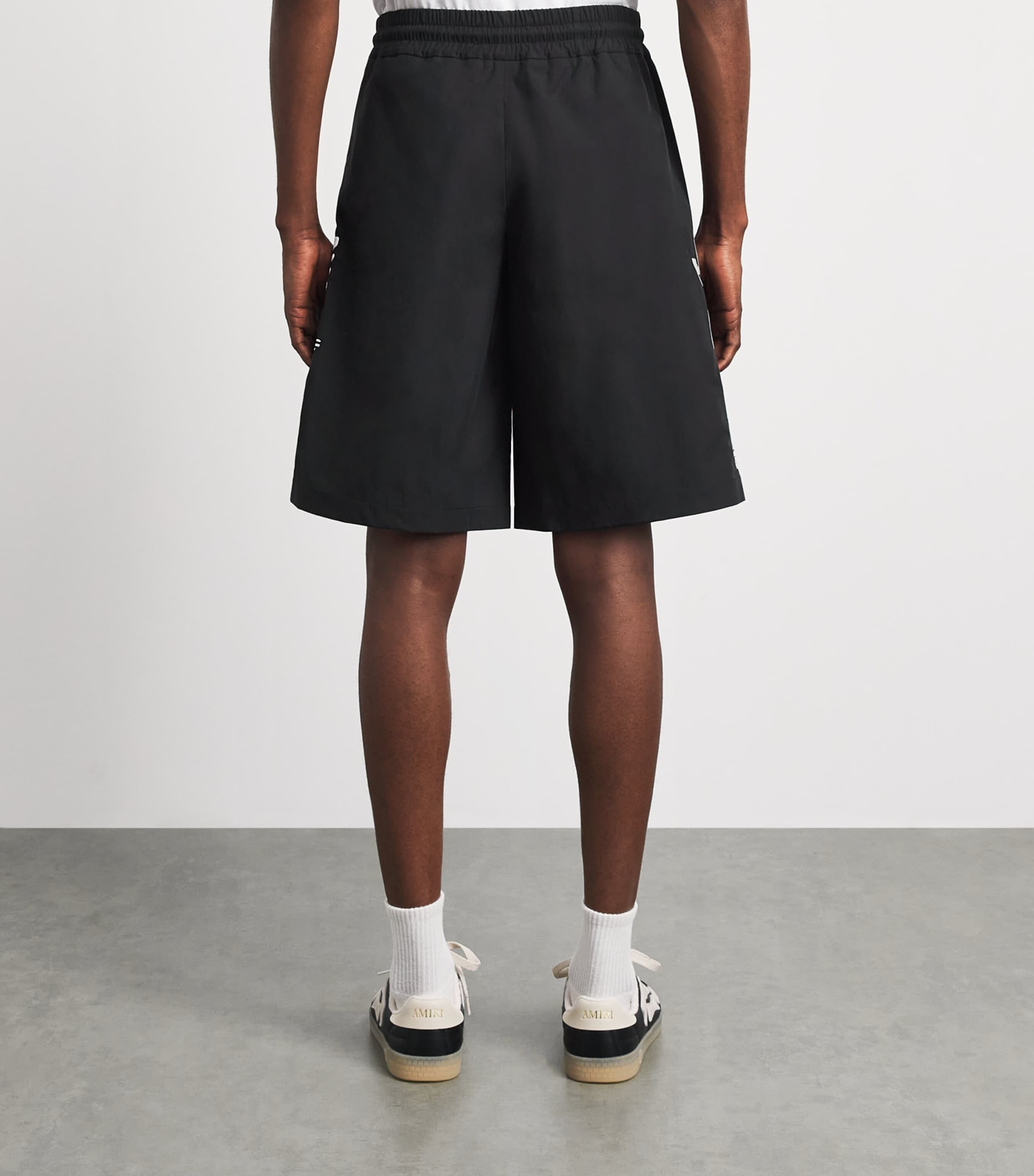 AMIRI Mens Sporty Embroidered Logo Shorts Black Image 5